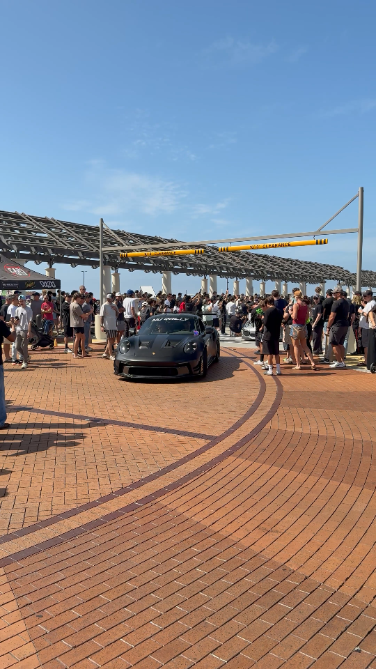 2025 Porsche 911 — Lineage Video 1