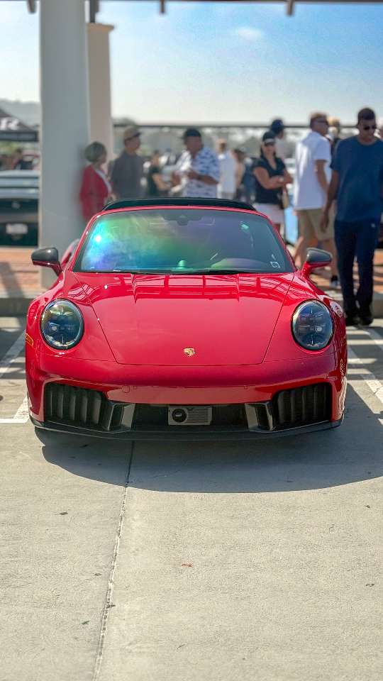 2026 Porsche 911 — Lineage Image 1