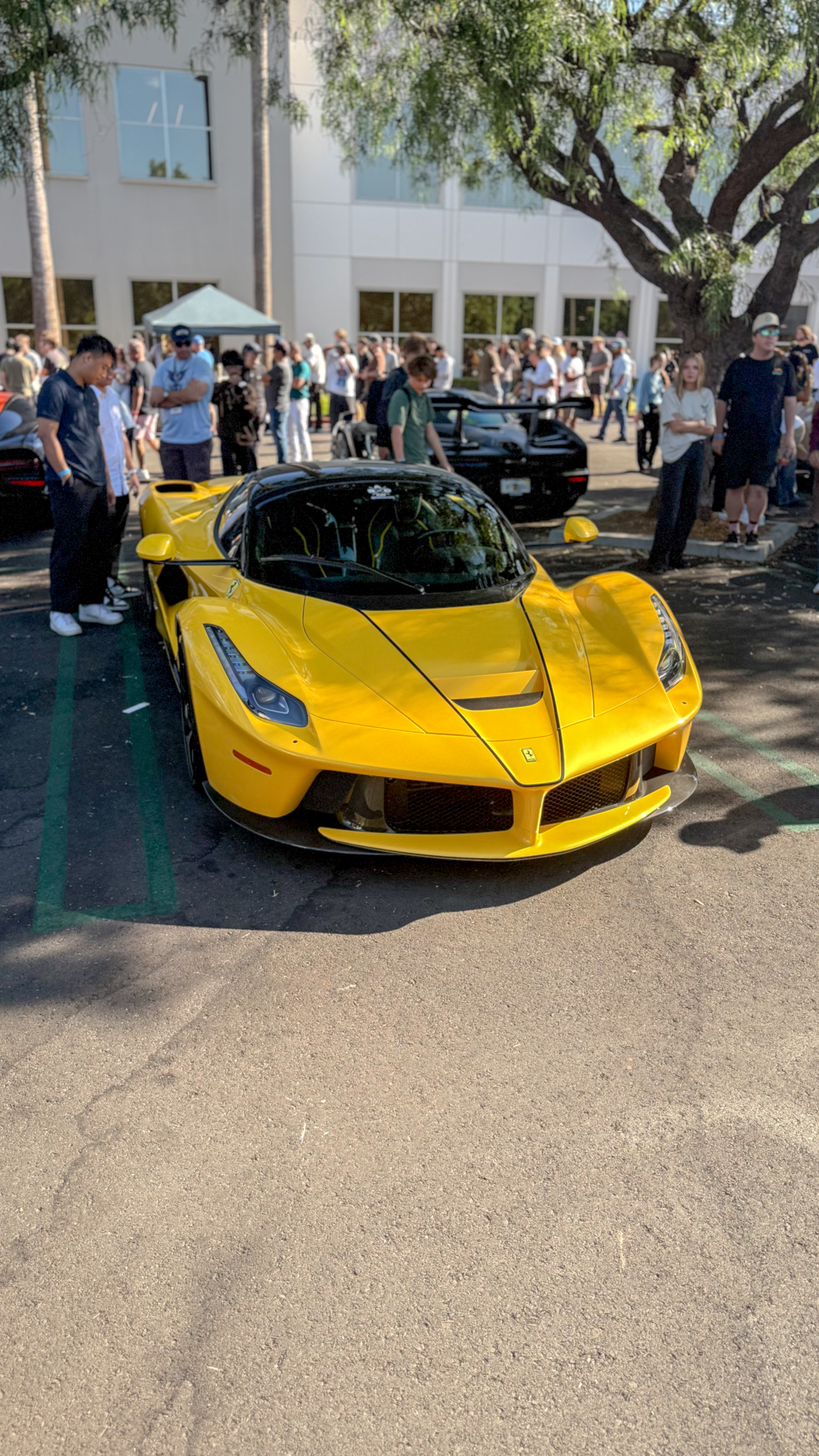 2017 Ferrari LaFerrari β Lineage Image 1