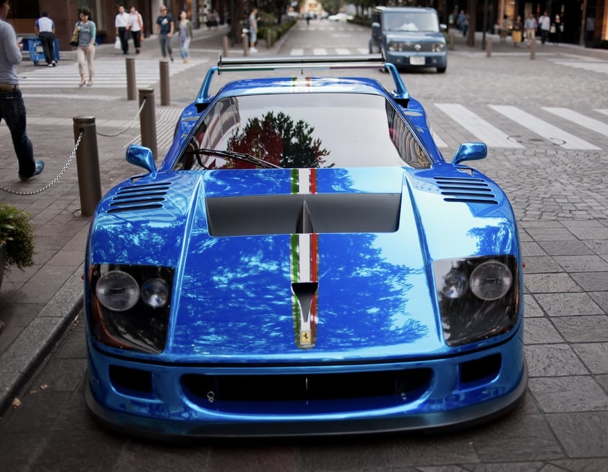 1990 Ferrari F40 — Lineage Image 1