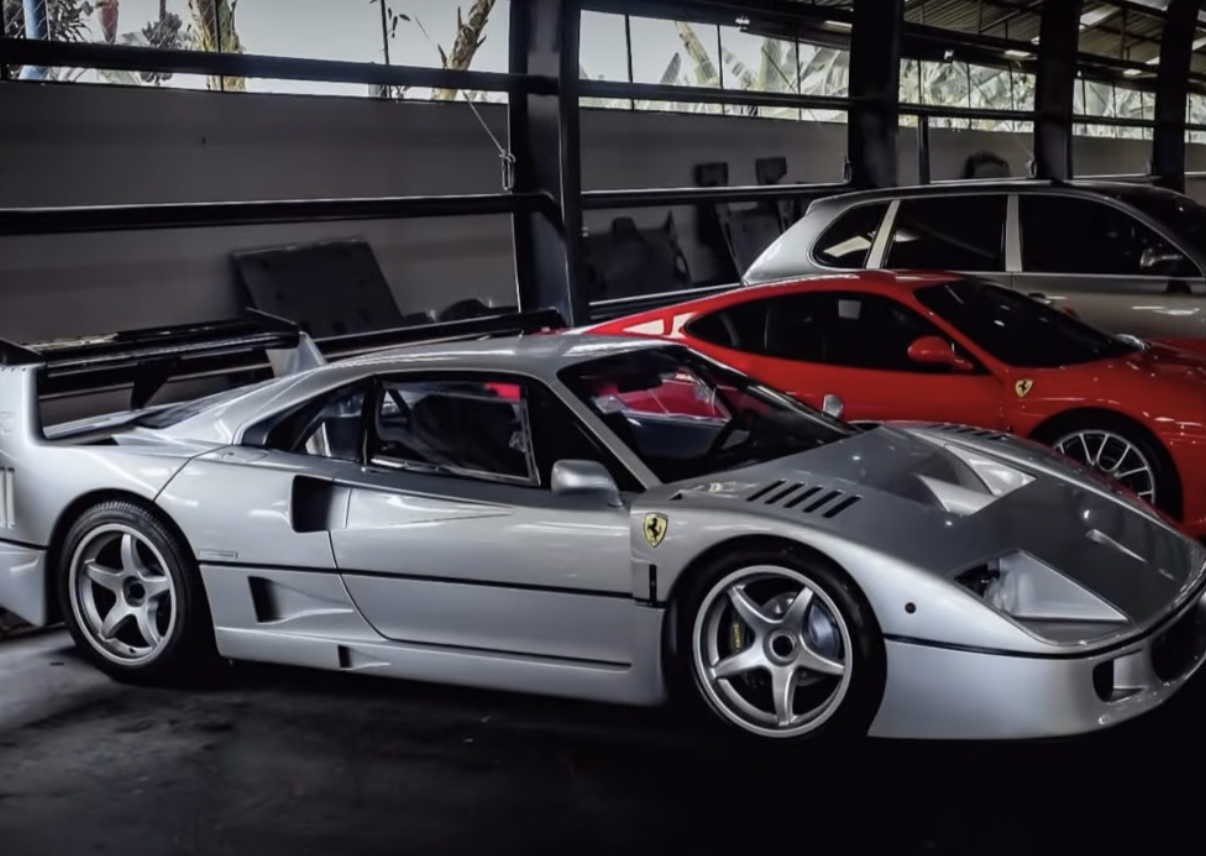 1990 Ferrari F40 — Lineage Image 1