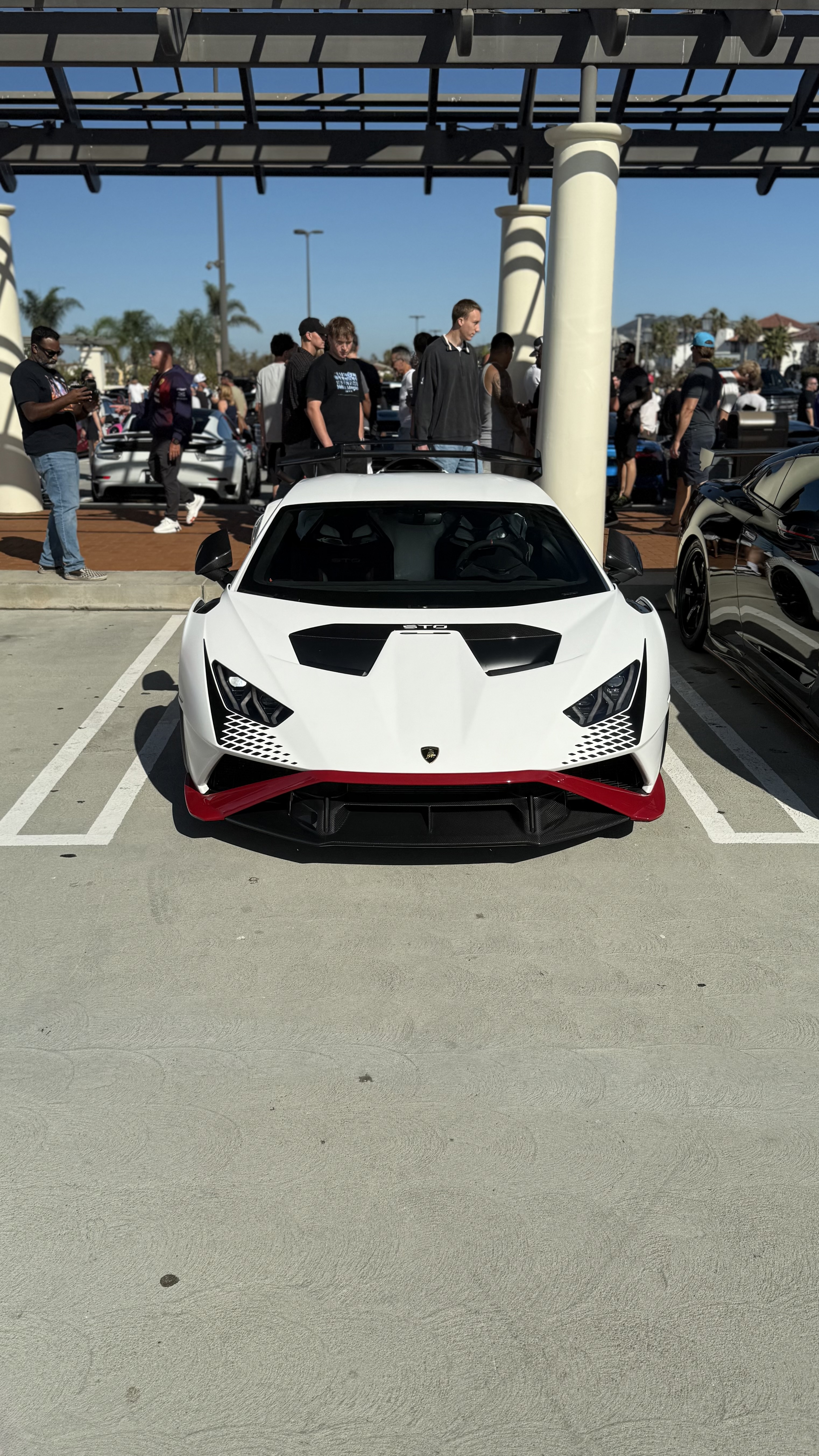 2021 Lamborghini Huracan hero image