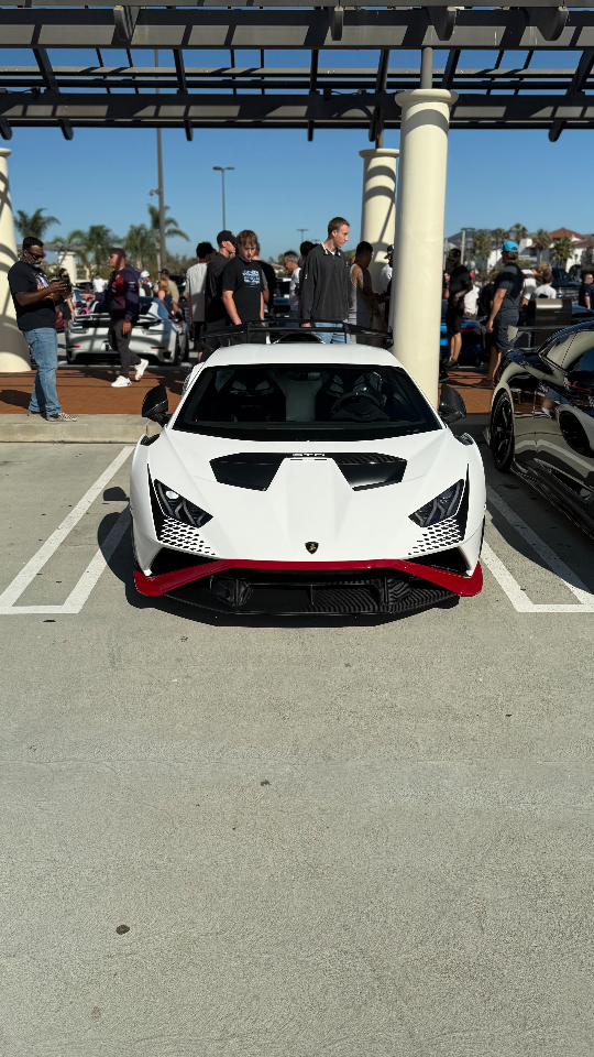 2021 Lamborghini Huracan — Lineage Image 1