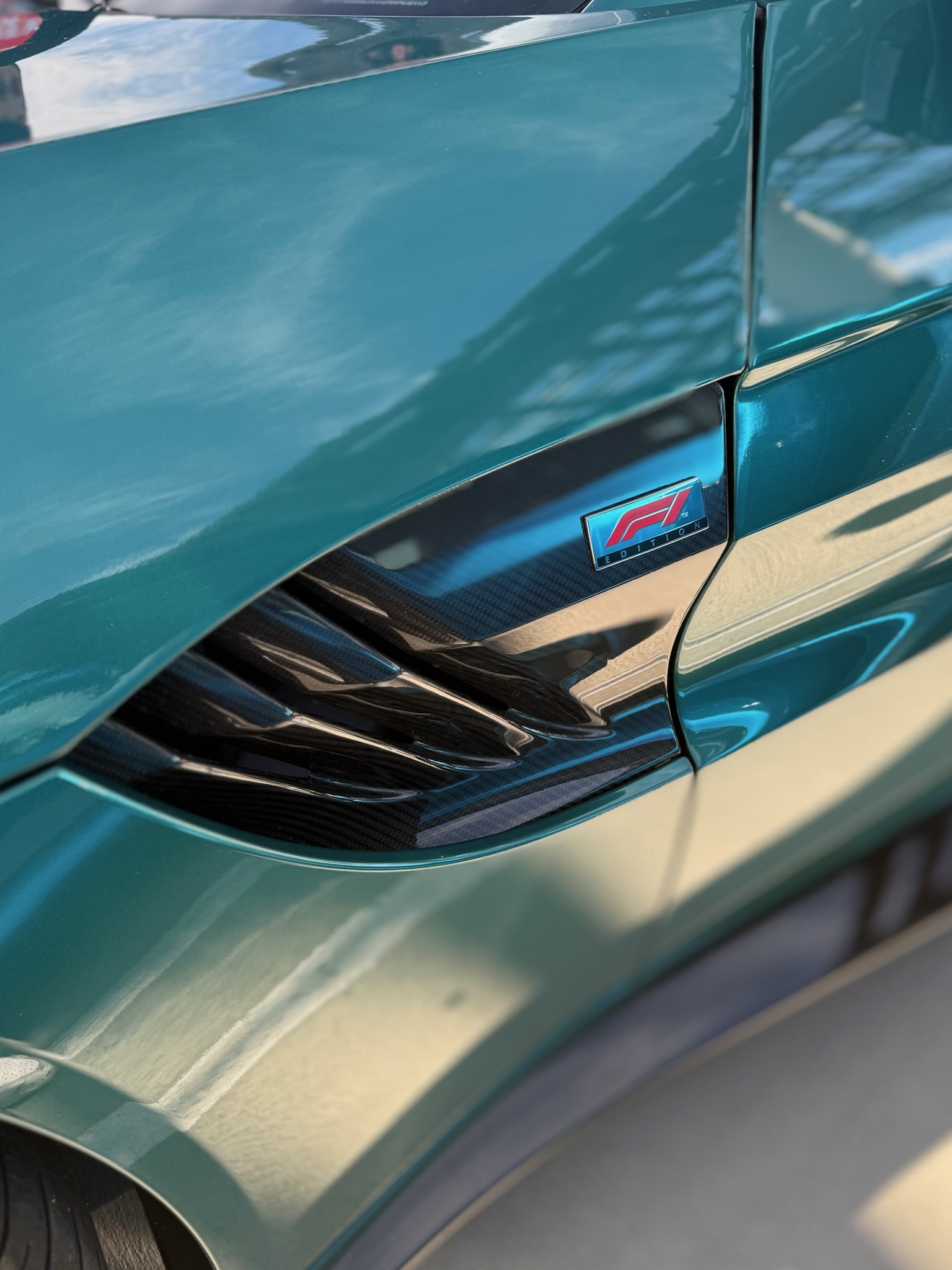 2023 Aston Martin Vantage — Lineage Image 2