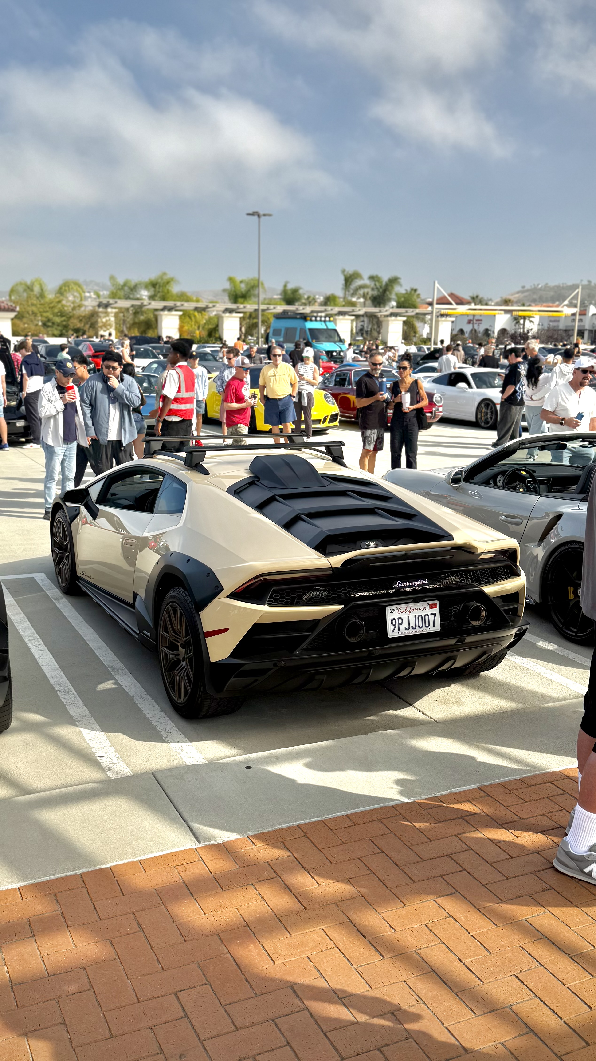 2024 Lamborghini Huracan — Lineage Image 4