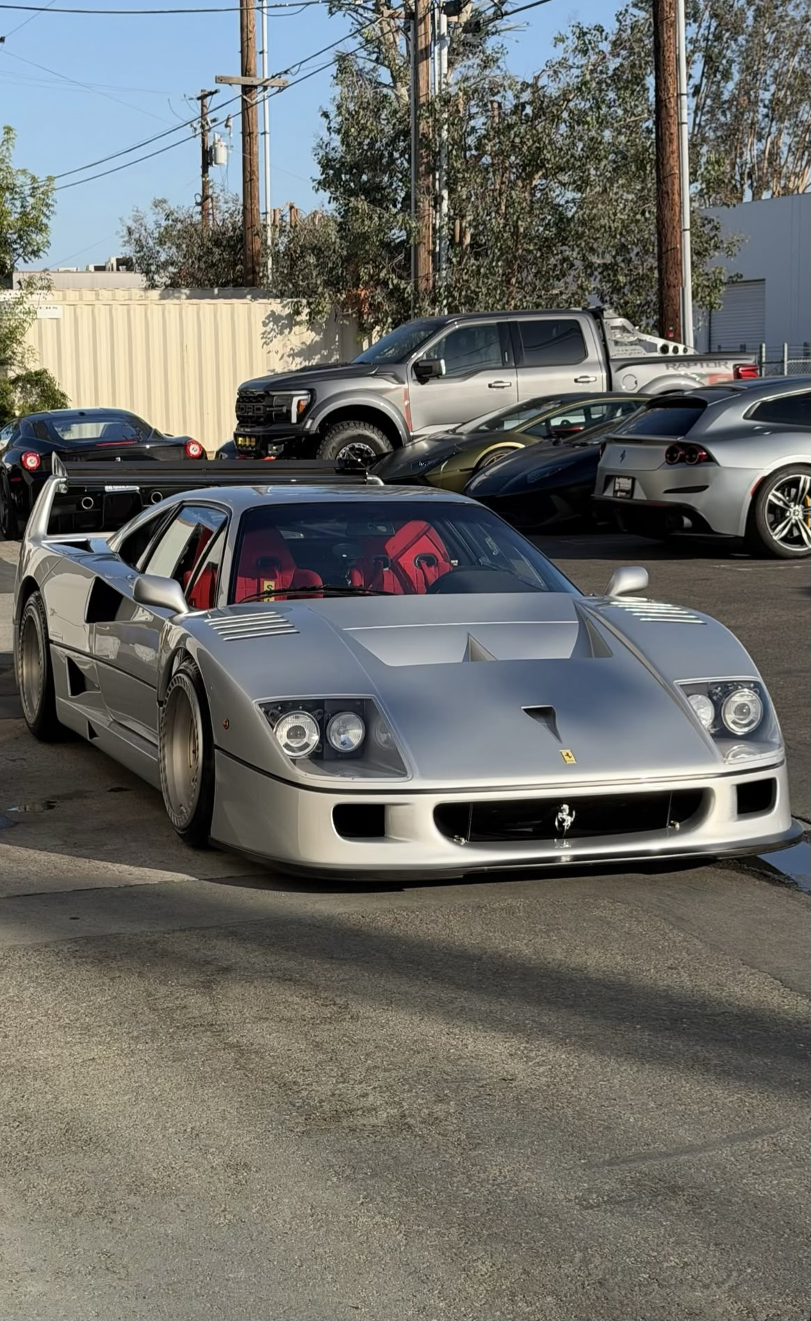 1990 Ferrari F40 — Lineage Image 1