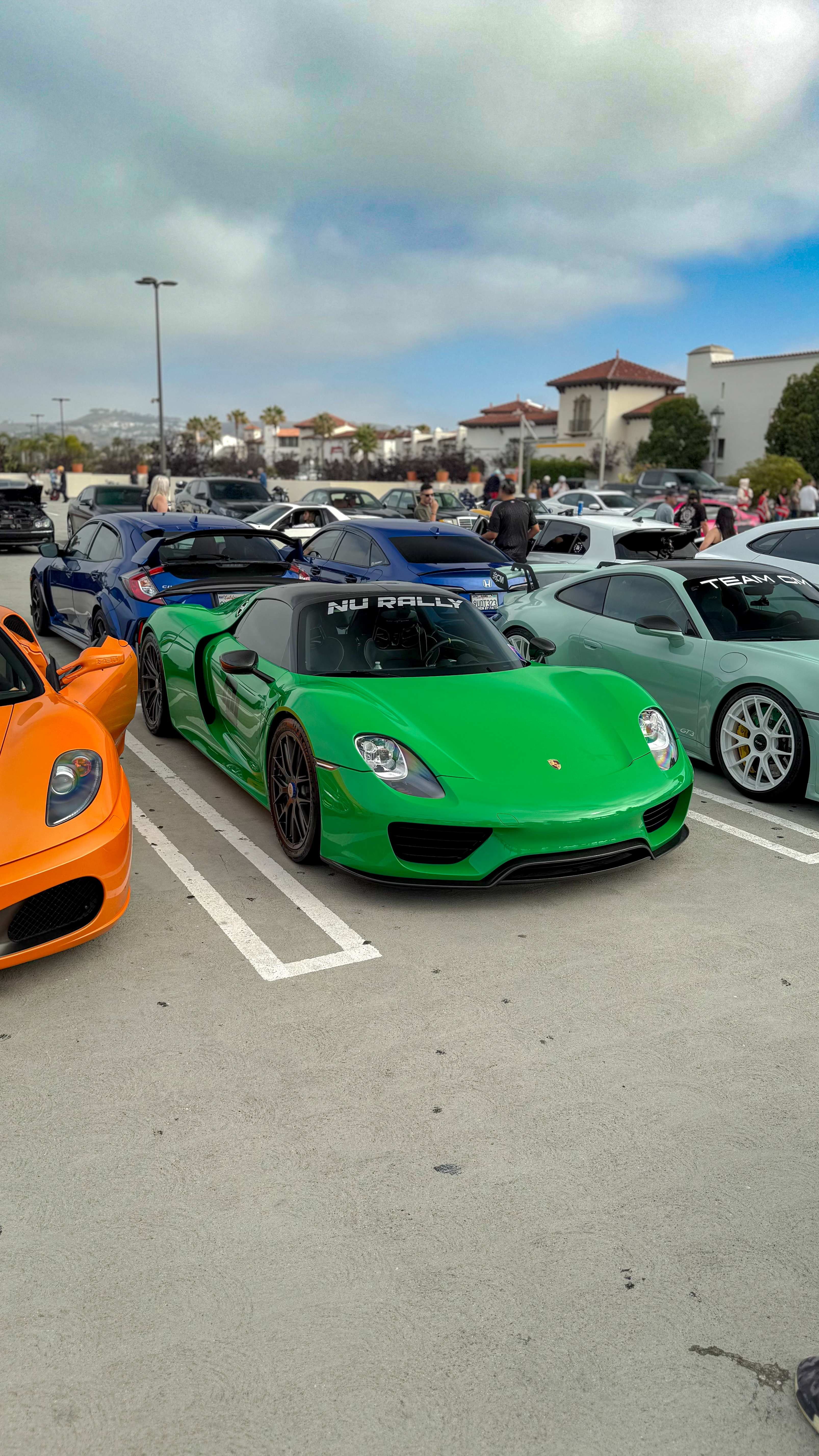 2015 Porsche 918 — Lineage Image 4