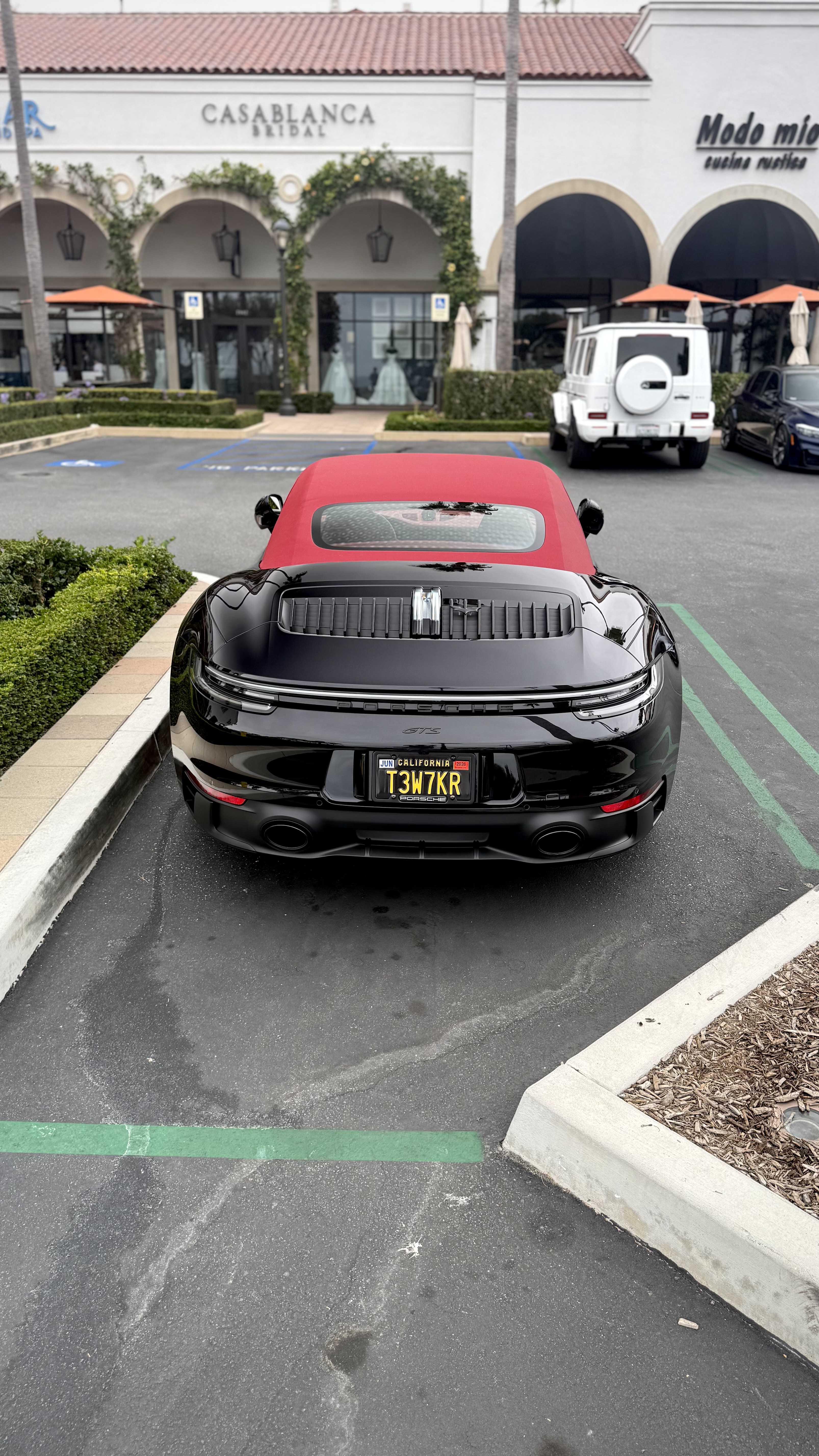 2023 Porsche 911 — Lineage Image 3