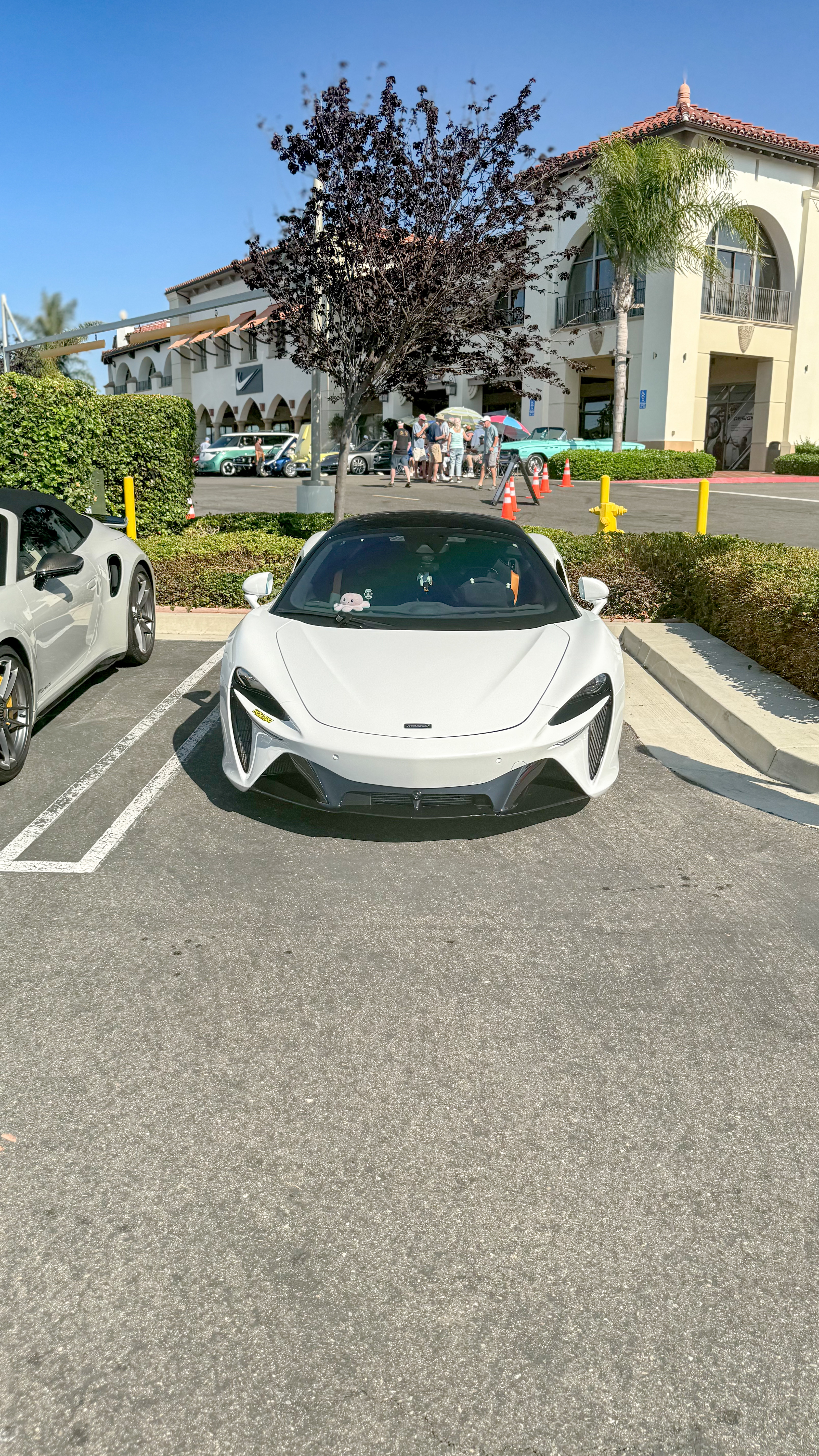2023 McLaren Artura hero image