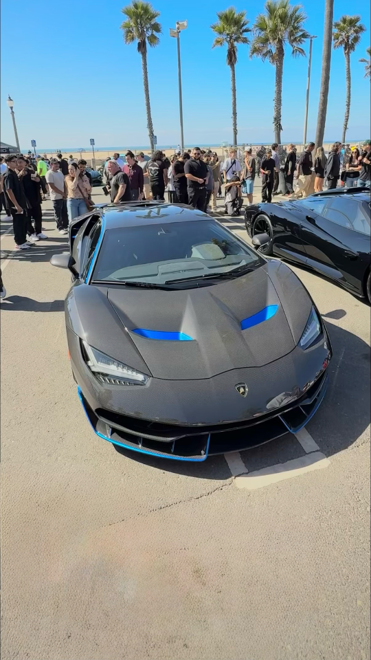2017 Lamborghini Aventador — Lineage Image 1