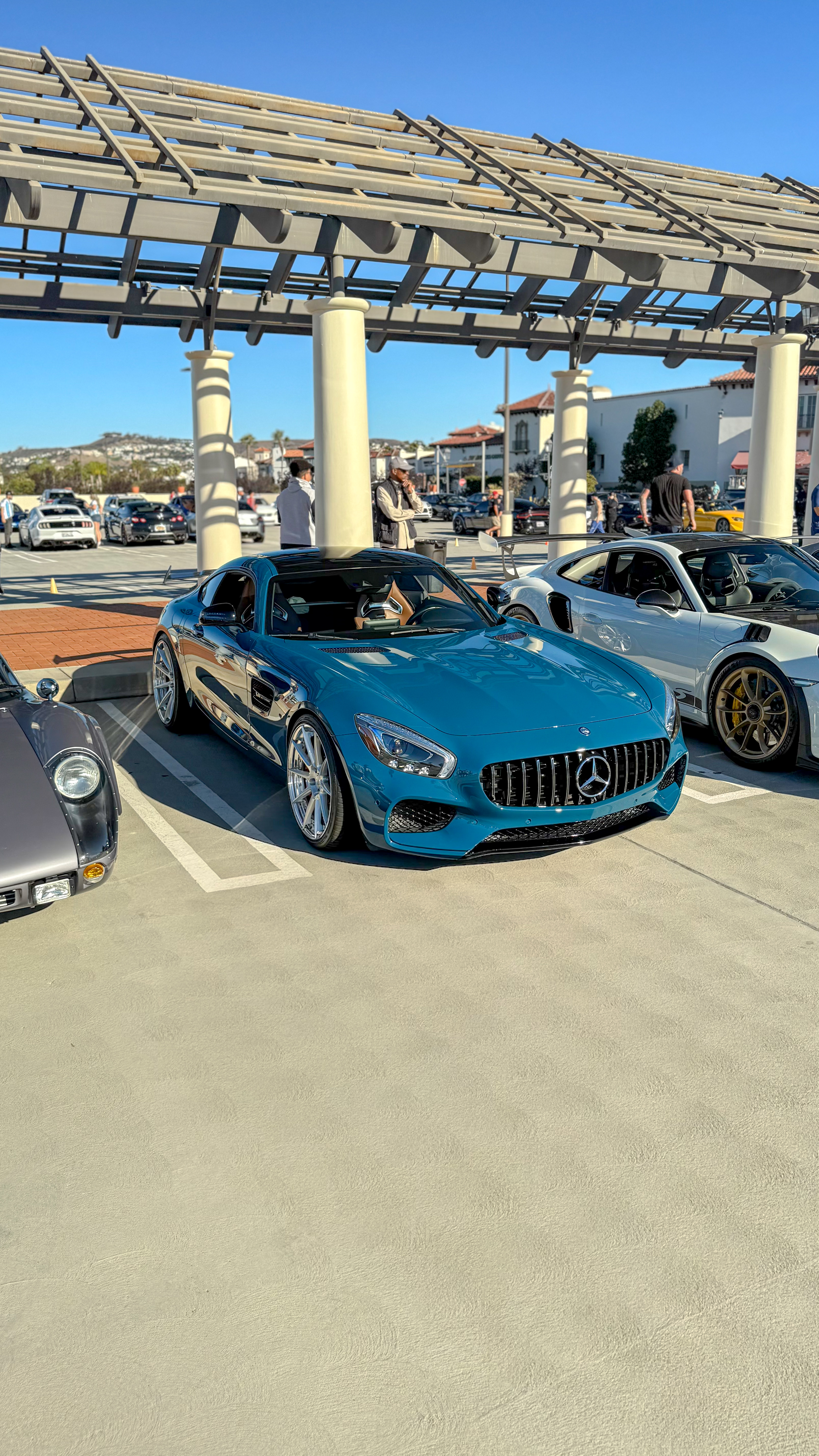 2017 Mercedes-Benz AMG GT β Lineage Image 1