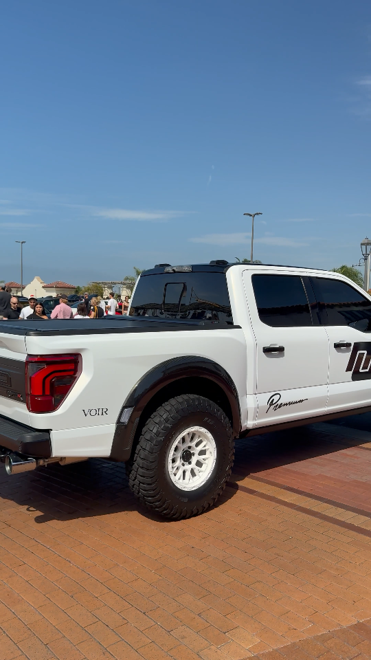 2025 Ford F-150 — Lineage Video 1