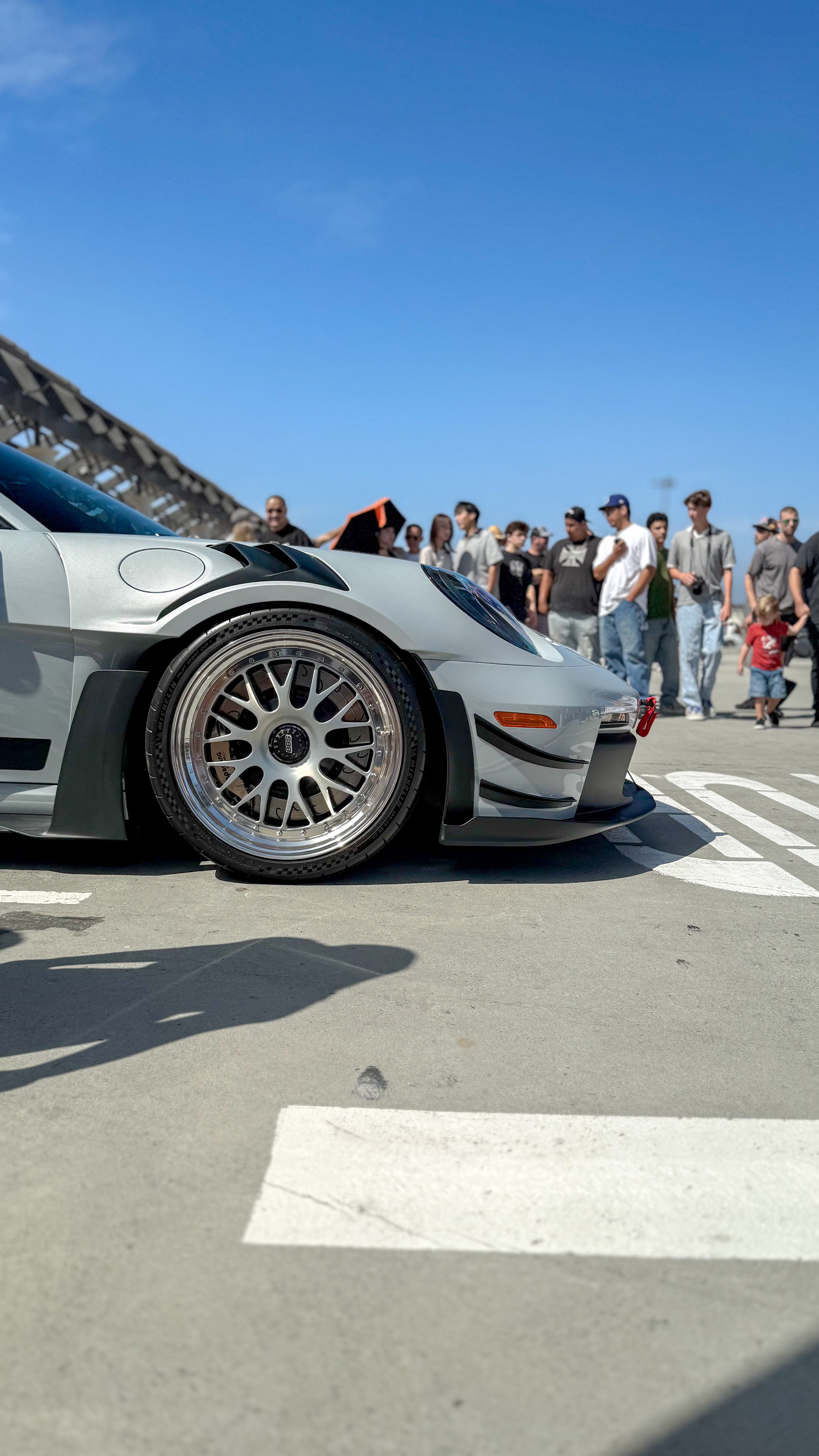 2025 Porsche 911 — Lineage Image 2