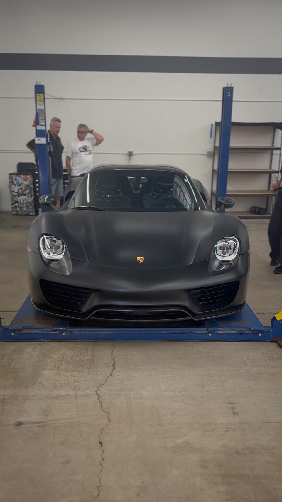 2015 Porsche 918 — Lineage Image 1
