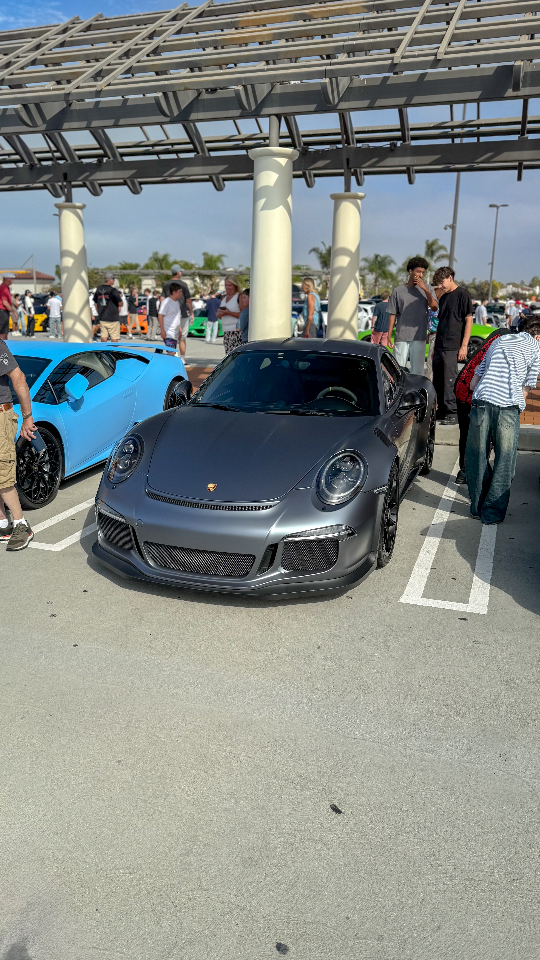 2016 Porsche 911 — Lineage Image 1