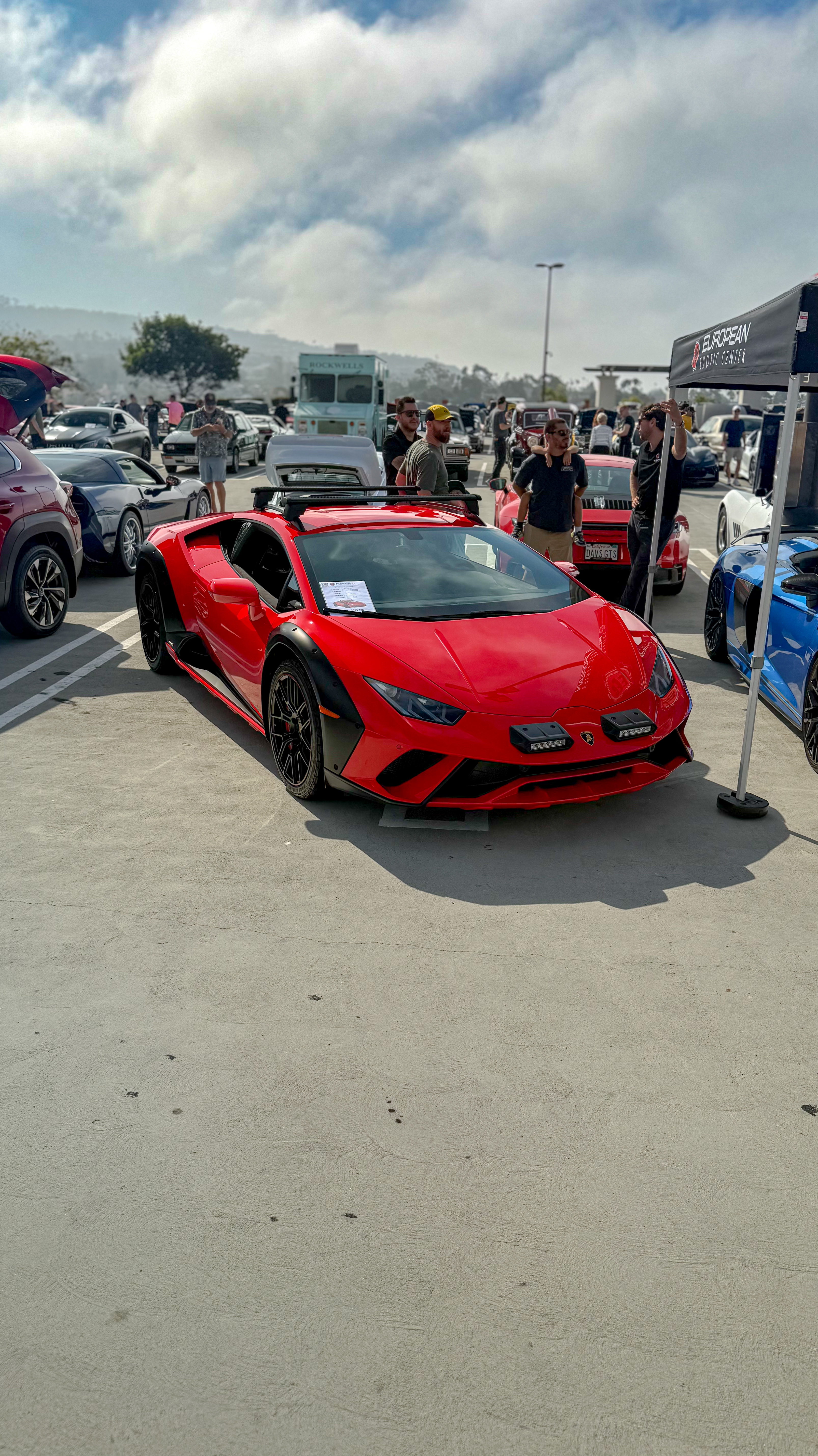 2024 Lamborghini Huracan — Lineage Image 3