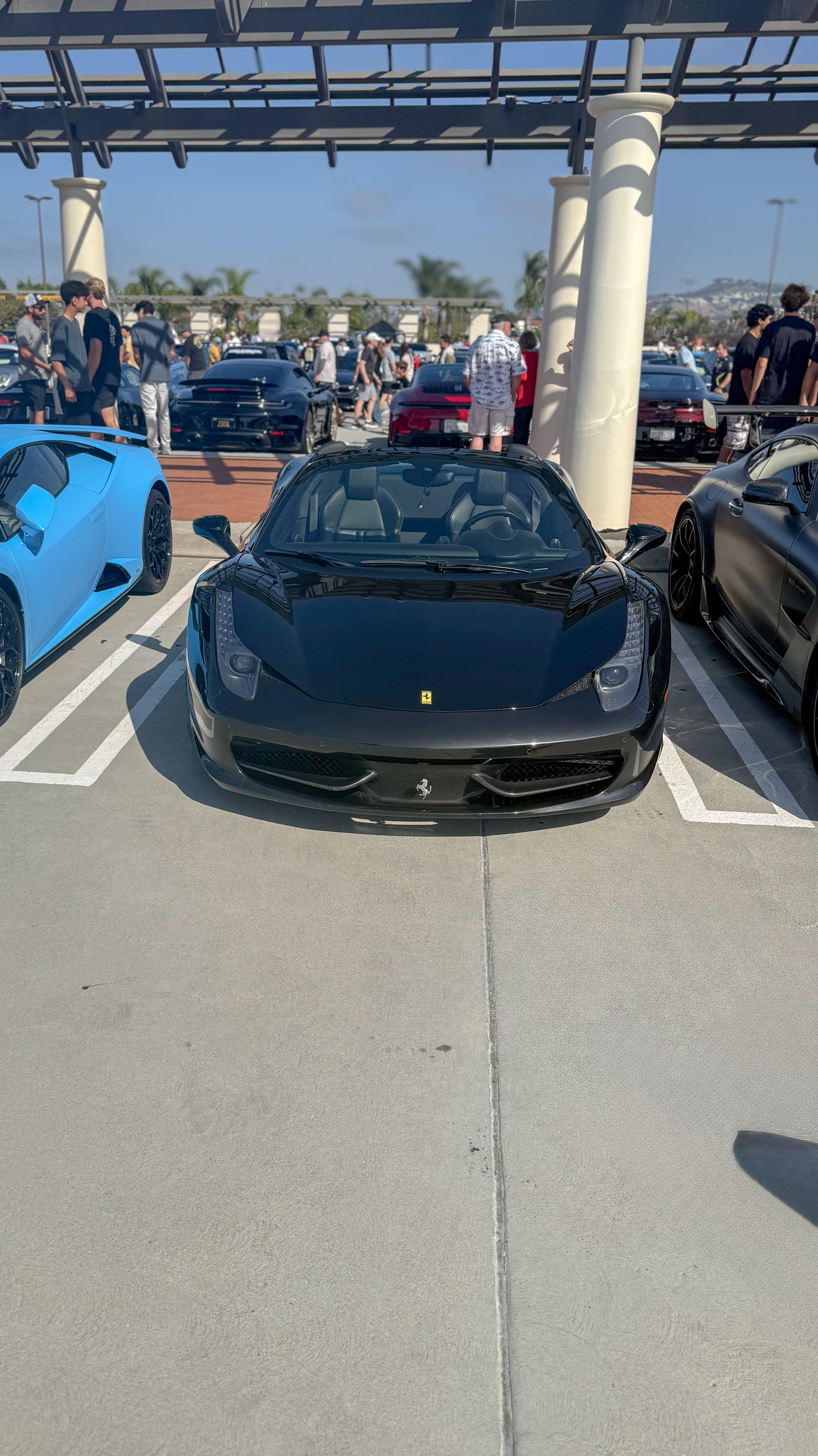 2013 Ferrari 458 hero image