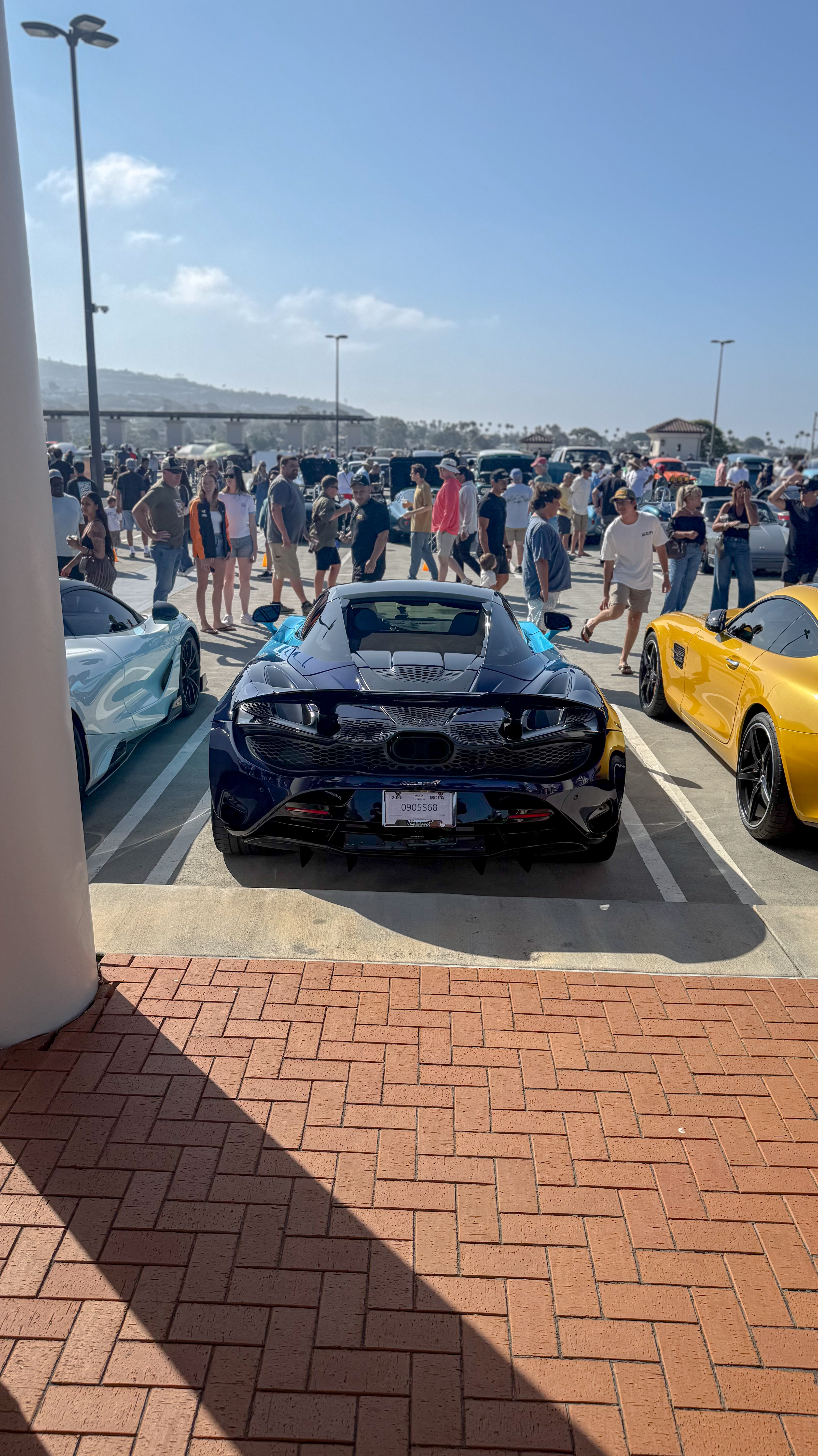 2025 McLaren 750S — Lineage Image 2