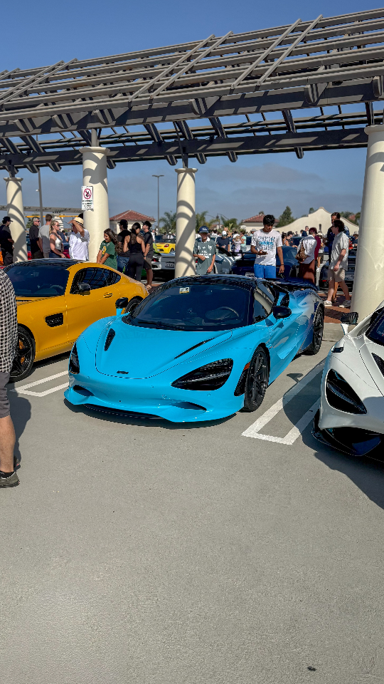 2025 McLaren 750S — Lineage Image 1
