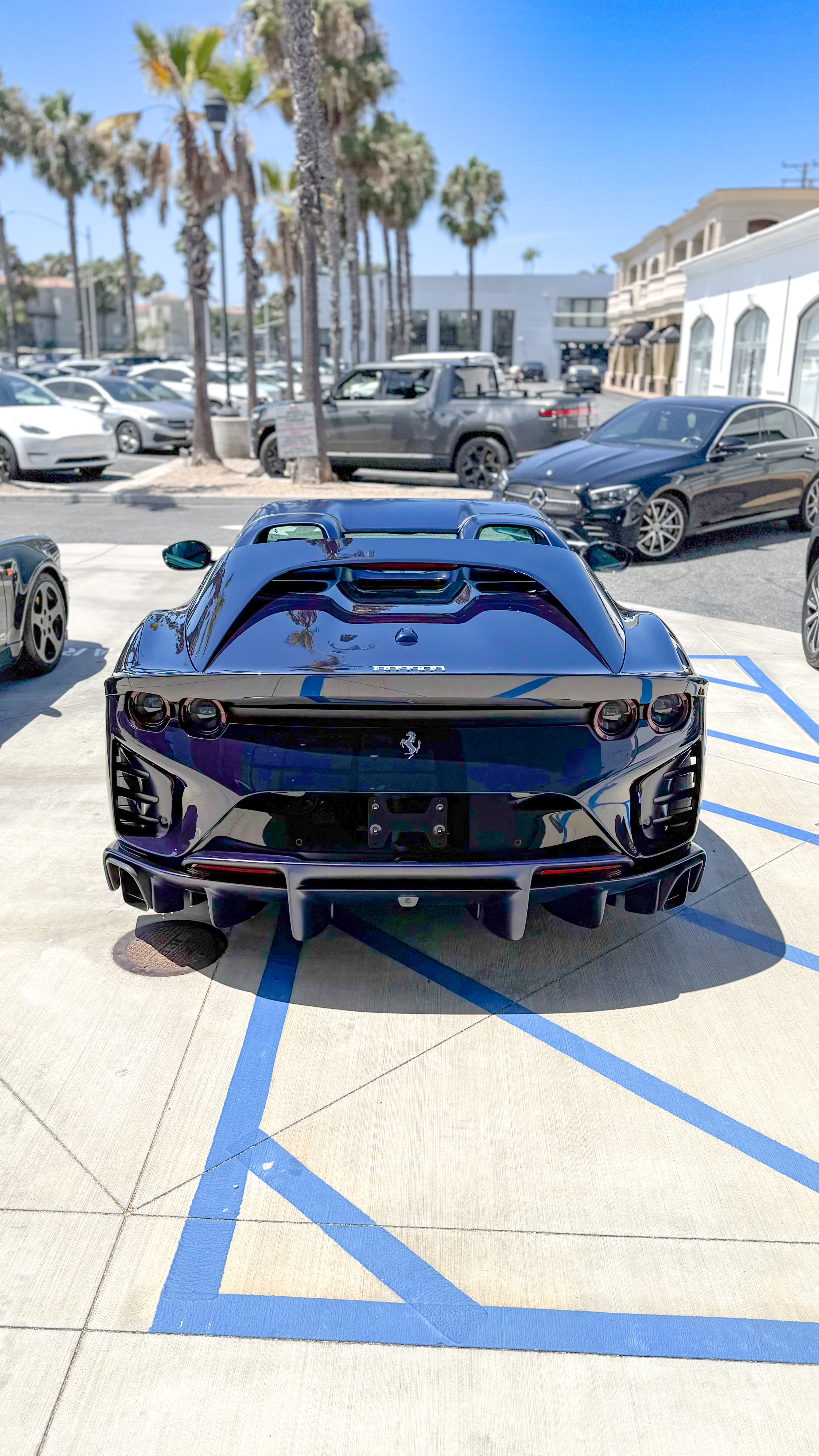 2024 Ferrari 812 — Lineage Image 2