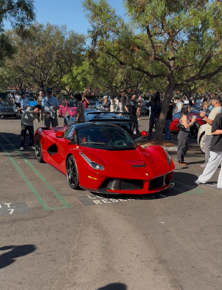 2015 Ferrari La Ferrari — Lineage Image 1