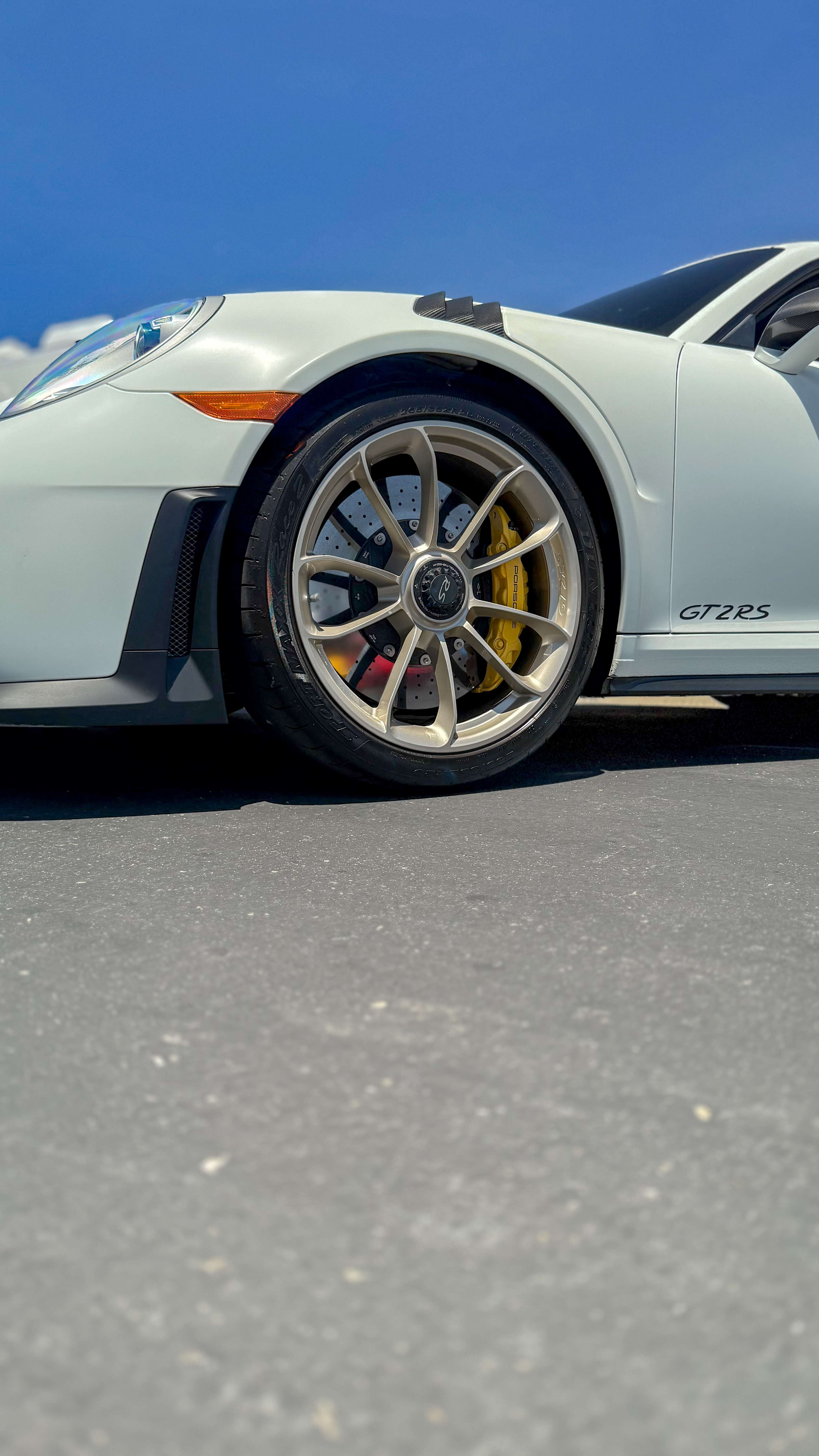 2019 Porsche 911 — Lineage Image 2