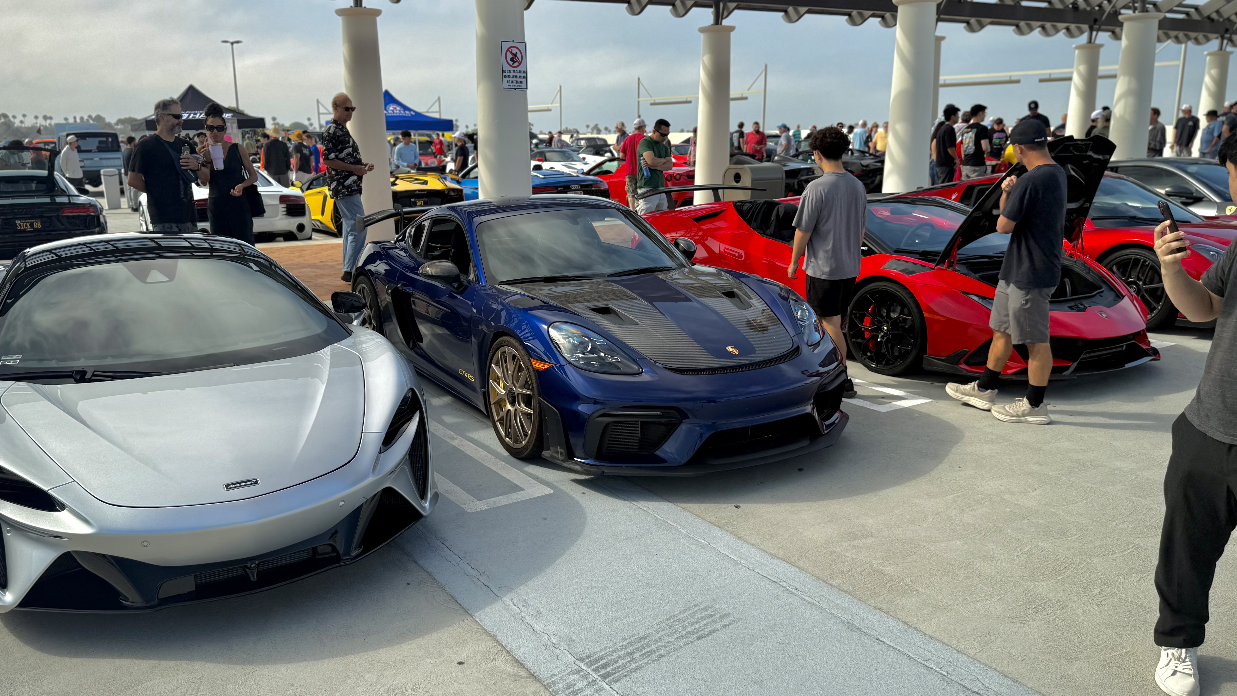 2024 Porsche 718 Cayman hero image