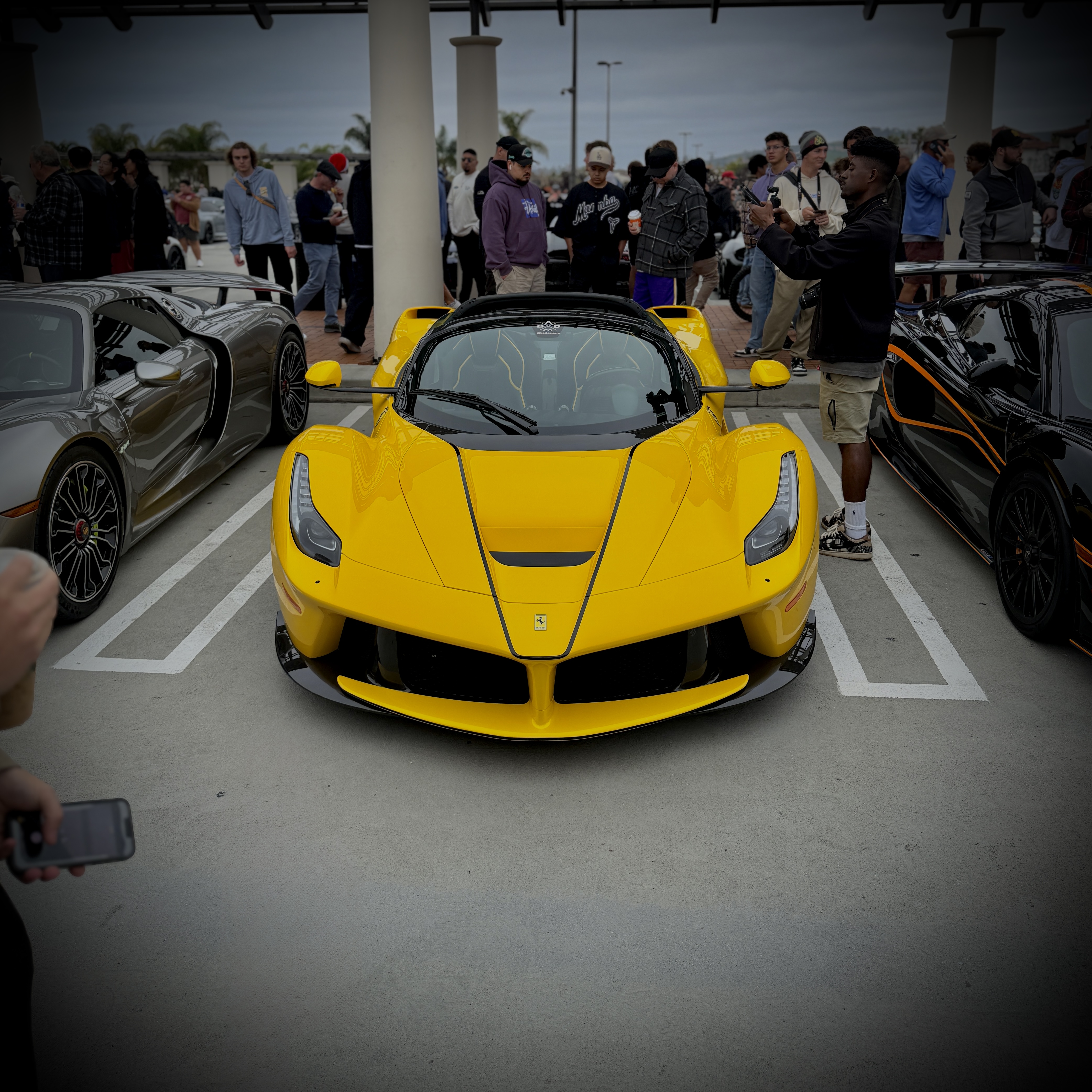 2017 Ferrari LaFerrari hero image