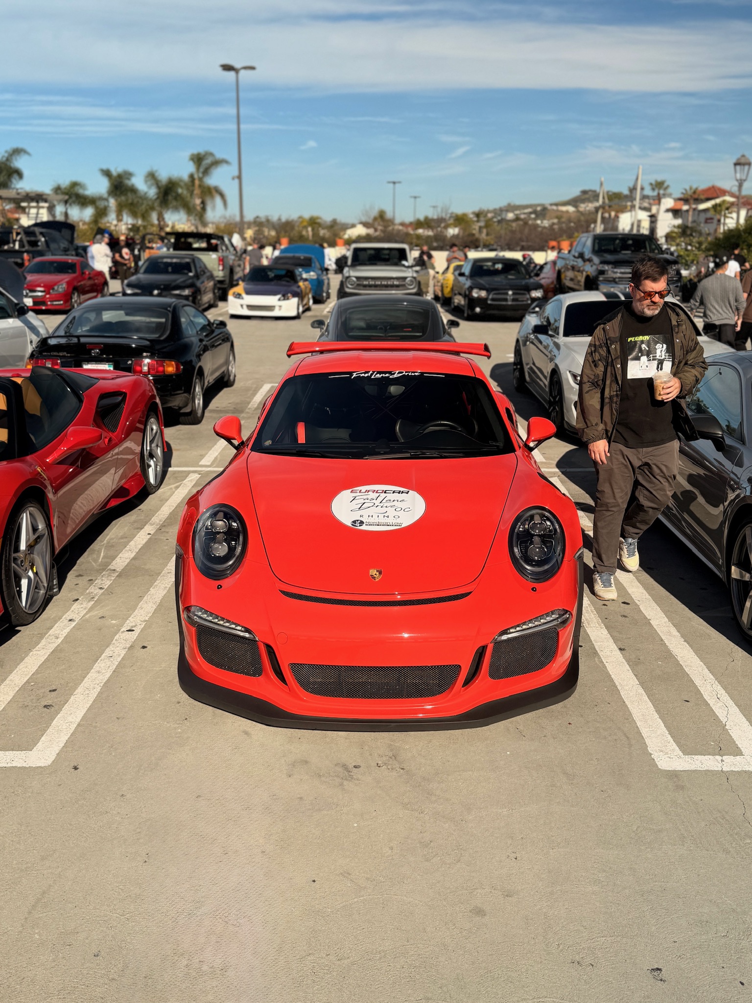 2016 Porsche 911 — Lineage Image 2