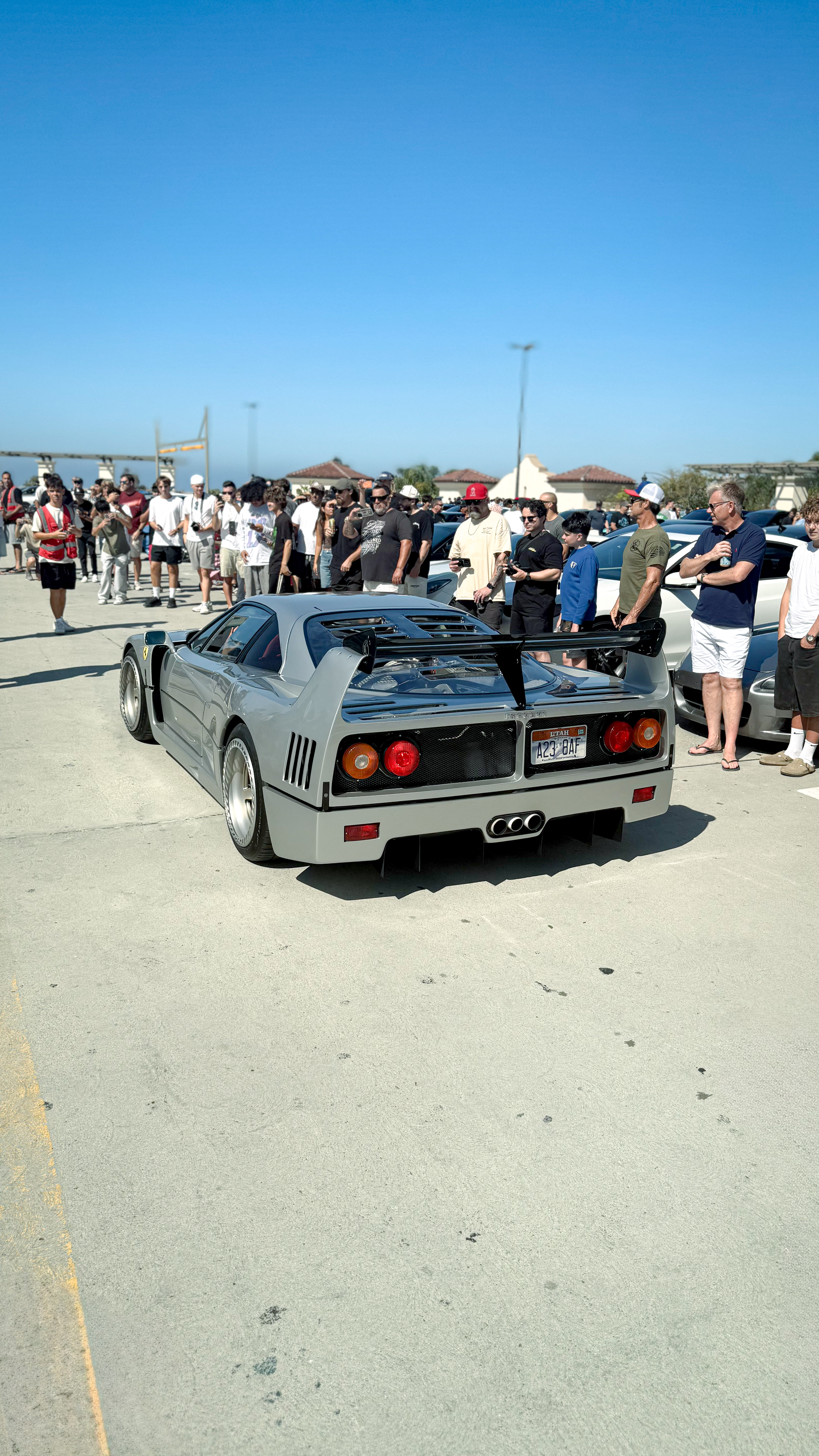 1990 Ferrari F40 — Lineage Image 3