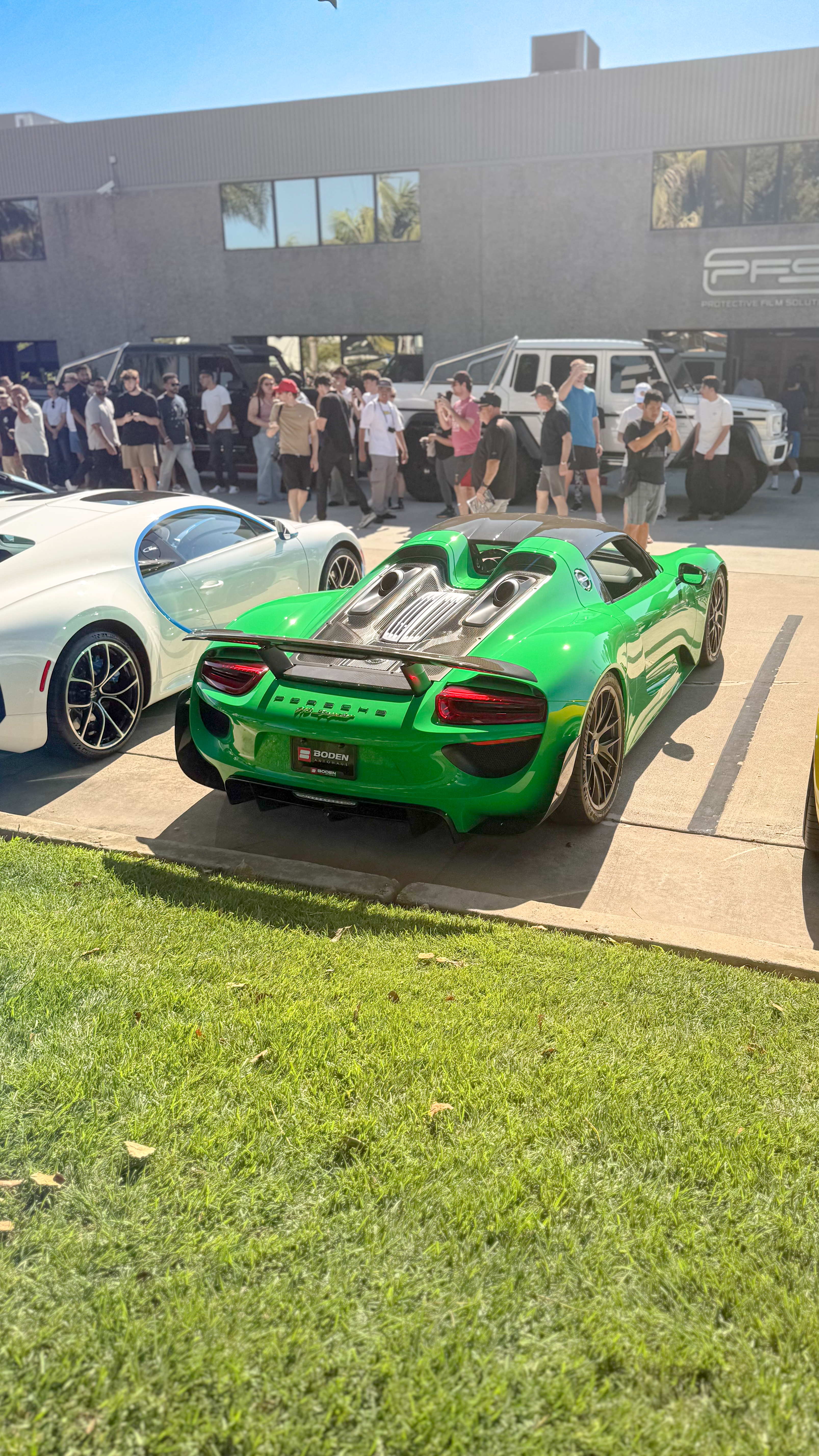2015 Porsche 918 — Lineage Image 2