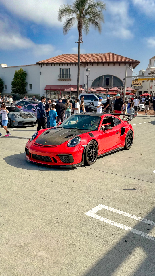 2019 Porsche 911 — Lineage Image 1