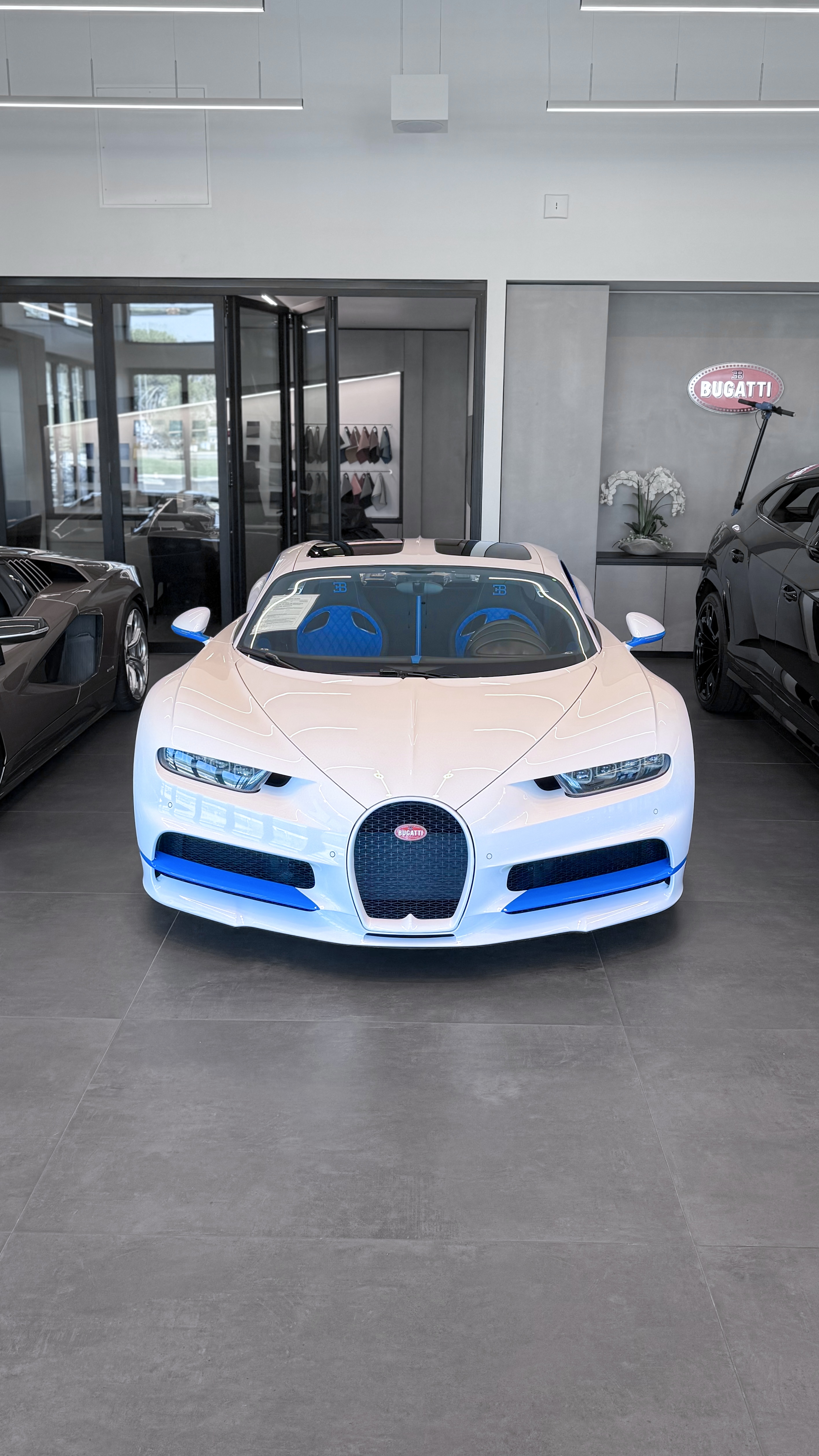 2020 Bugatti Chiron — Lineage Image 2