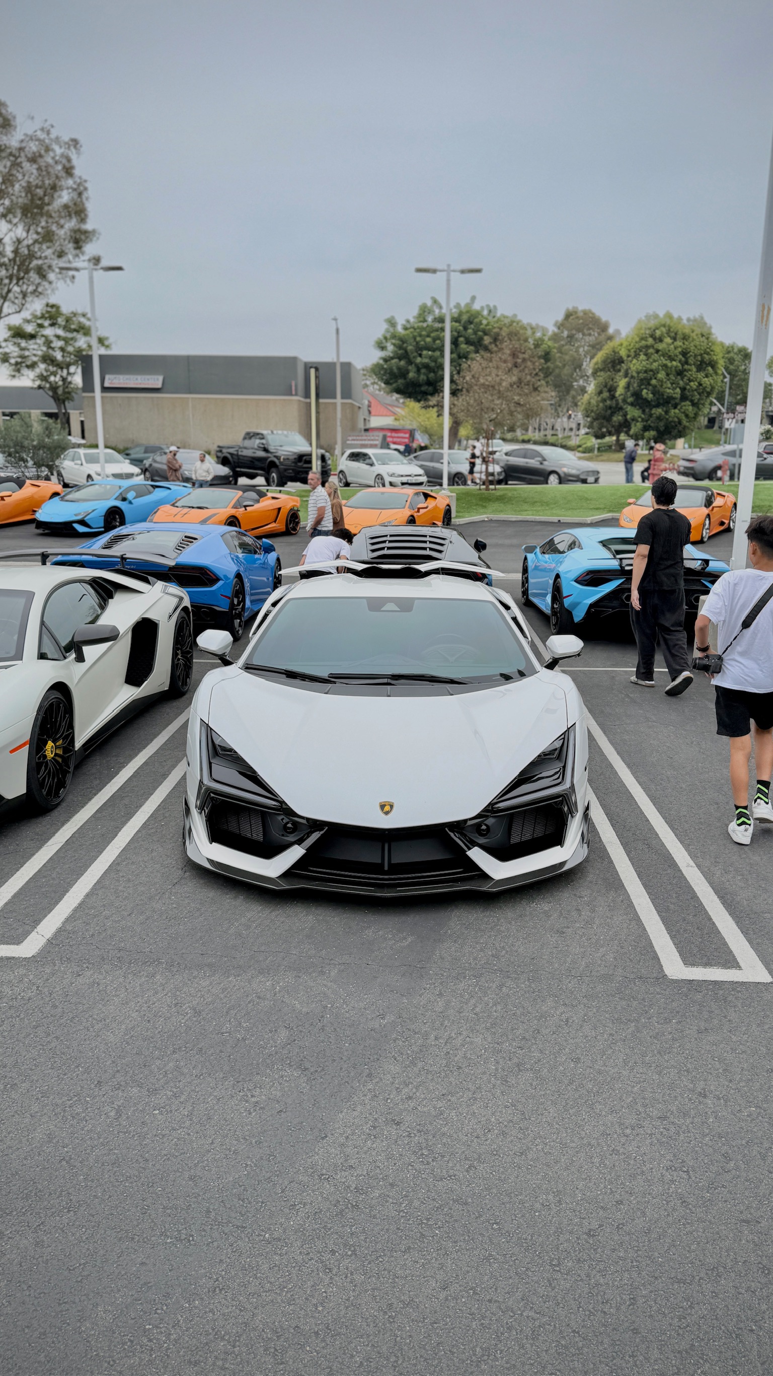 2025 Lamborghini Revuelto — Lineage Image 2