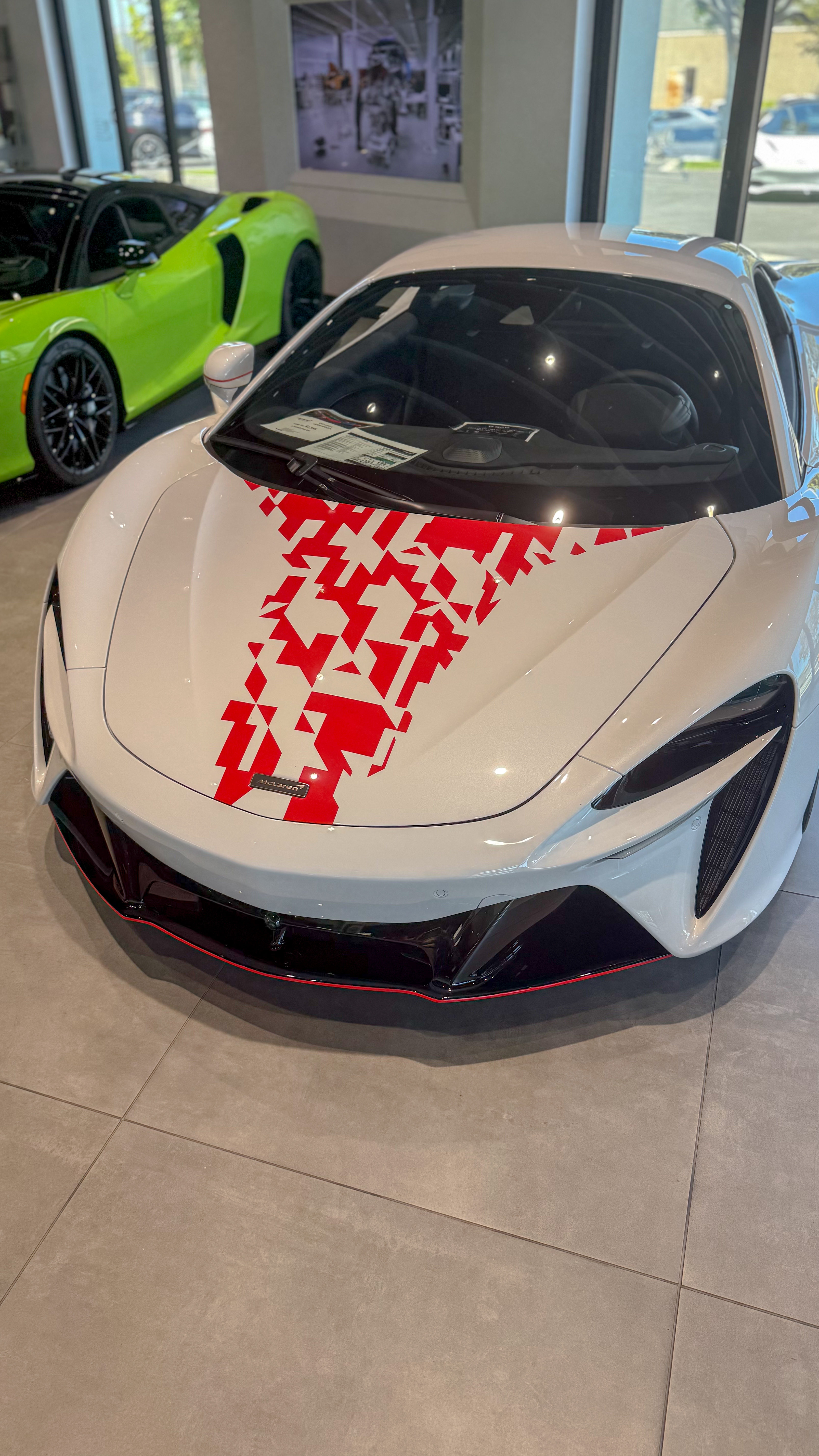 2026 Mclaren ARTURA — Lineage Image 4