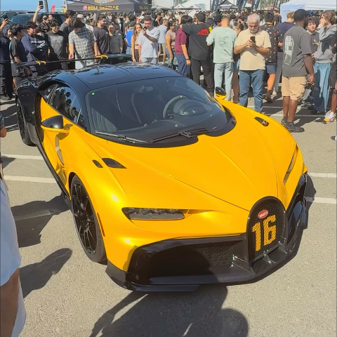 2023 Bugatti Chiron Pur Sport — Lineage Image 1