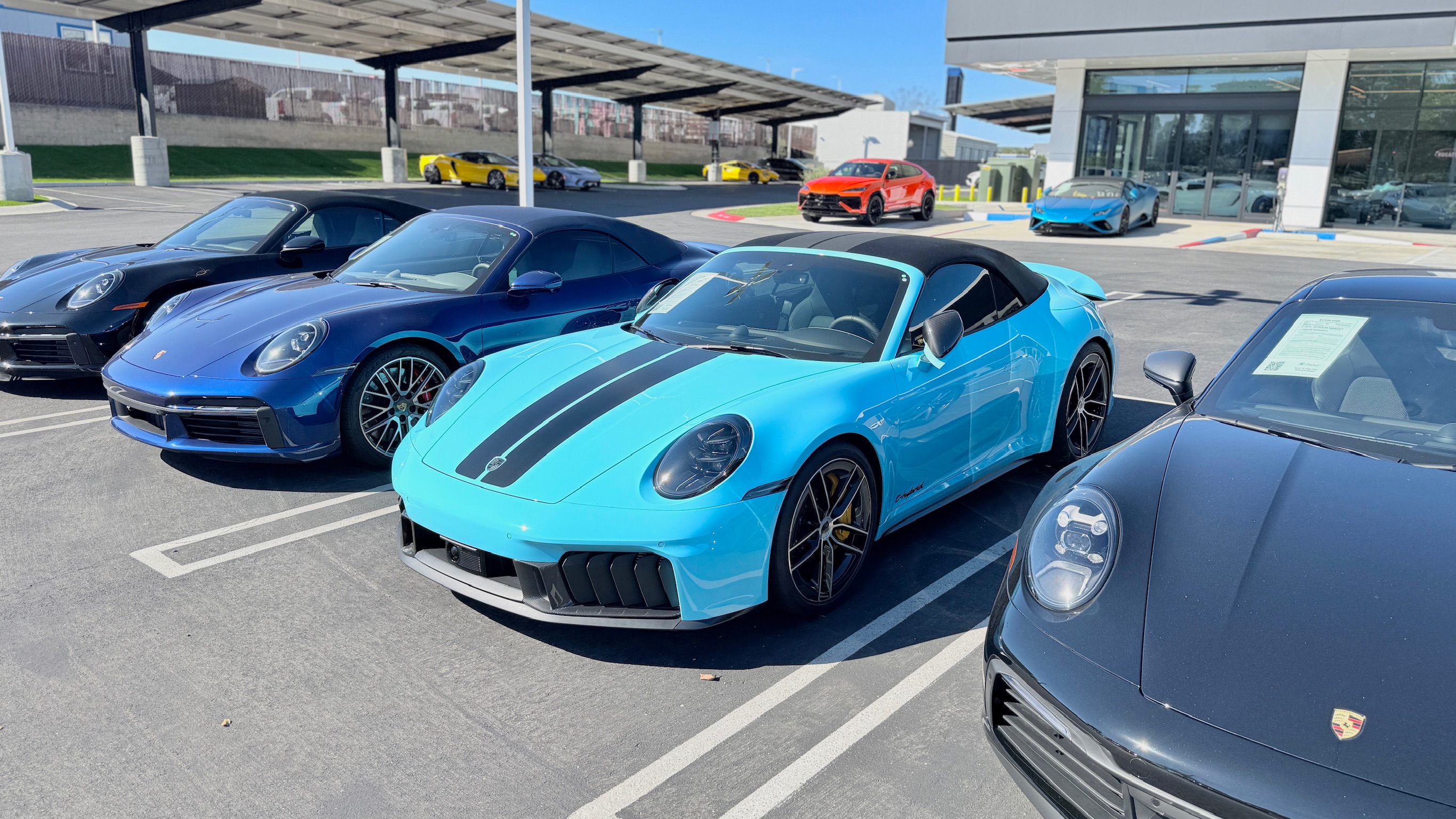 2025 Porsche 911 — Lineage Image 2