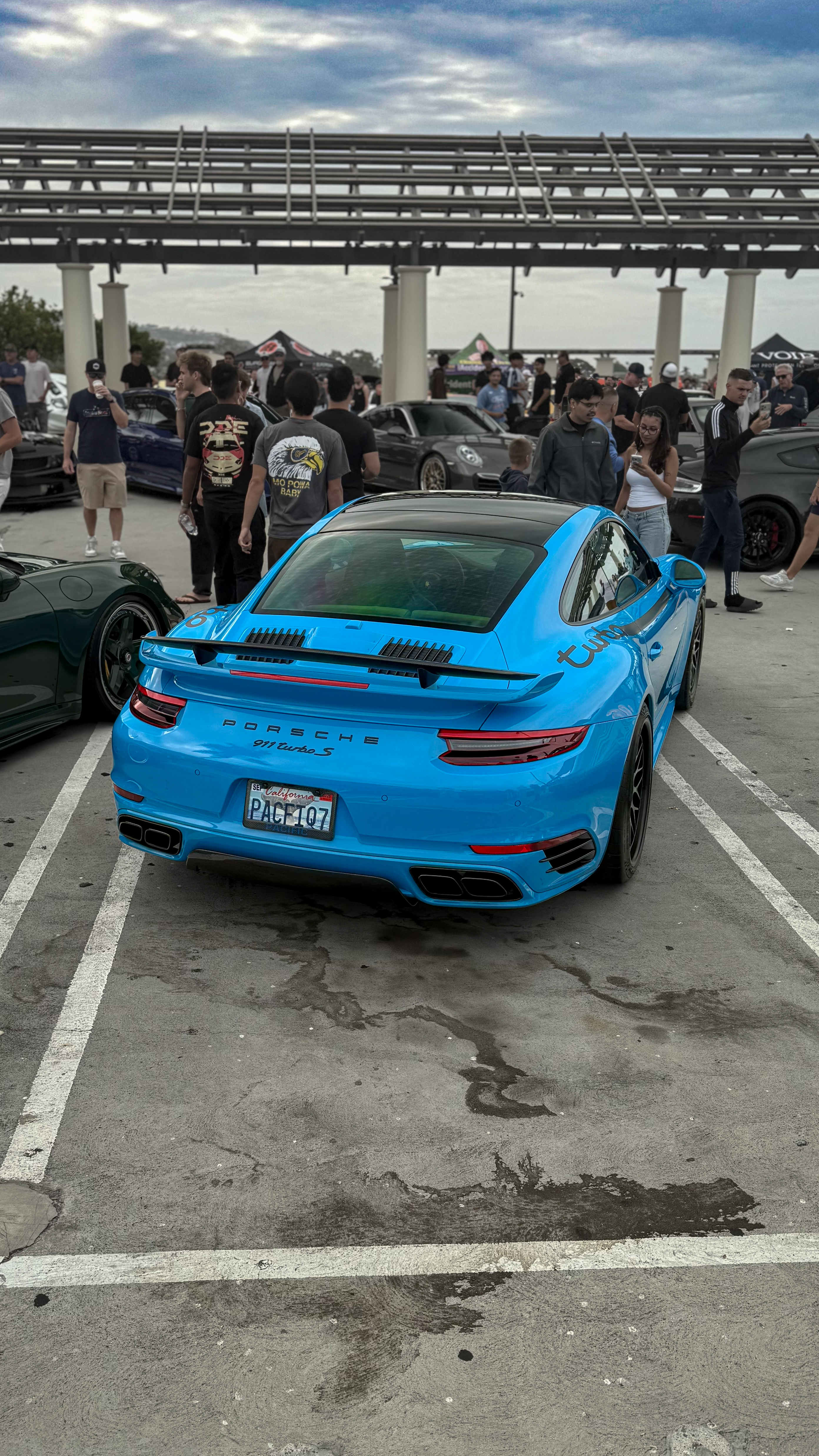 2017 Porsche 911 — Lineage Image 2