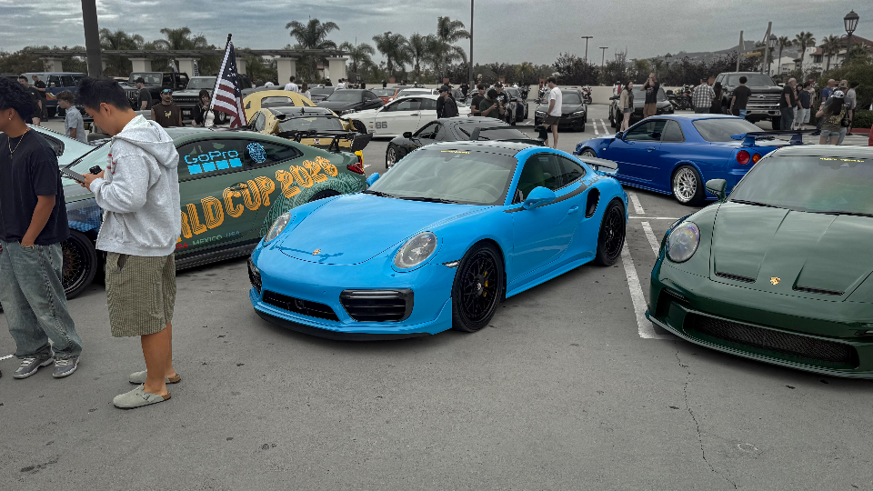 2017 Porsche 911 — Lineage Image 1