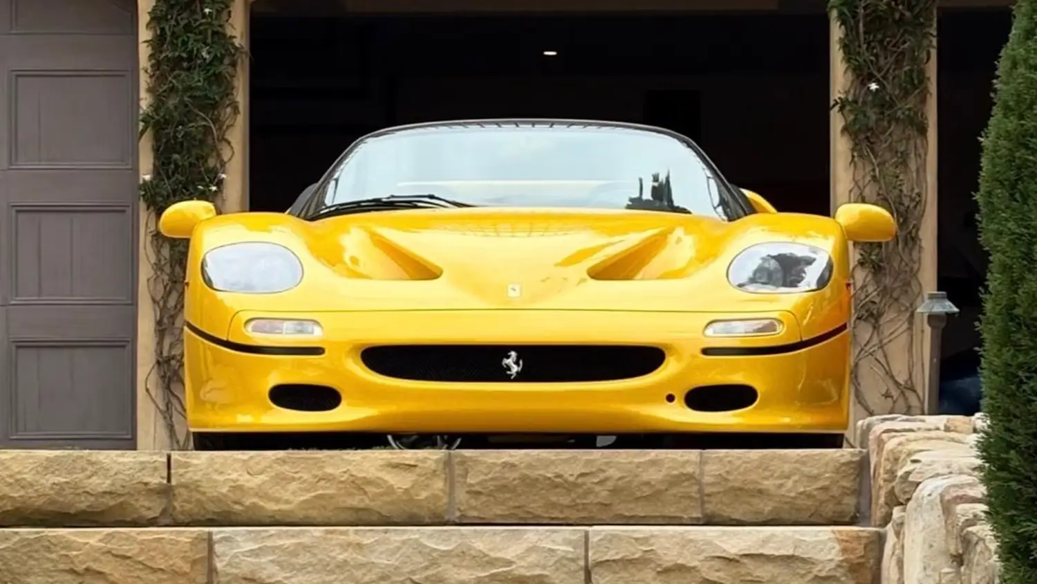 1997 Ferrari F50 — Lineage Image 1