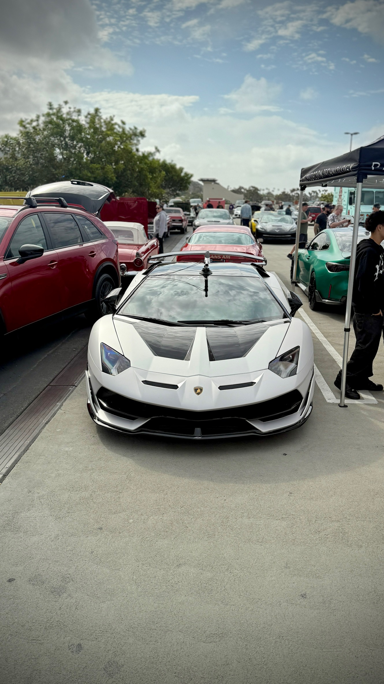 2019 Lamborghini Aventador — Lineage Image 2