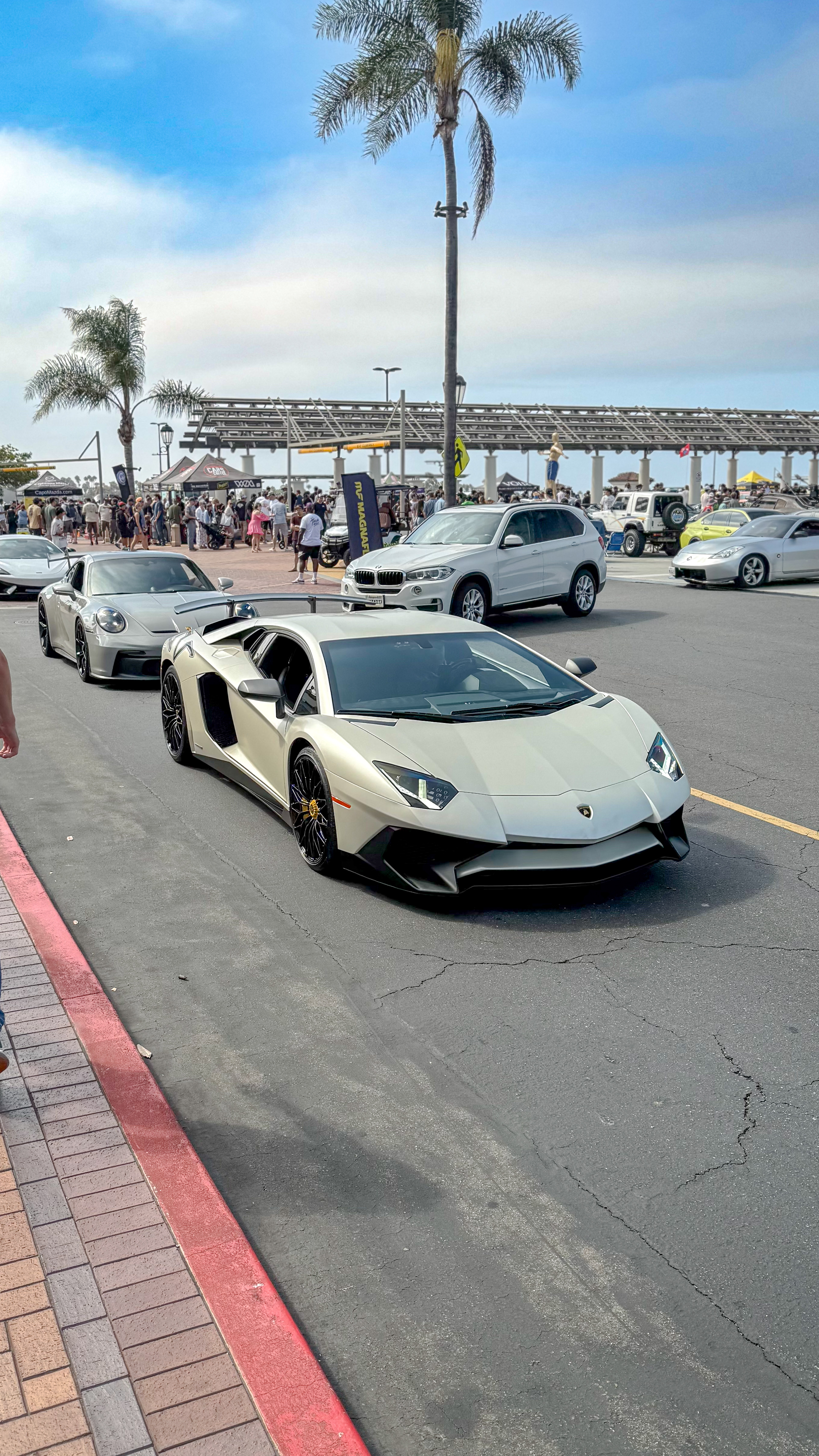 2016 Lamborghini Aventador β Lineage Image 1