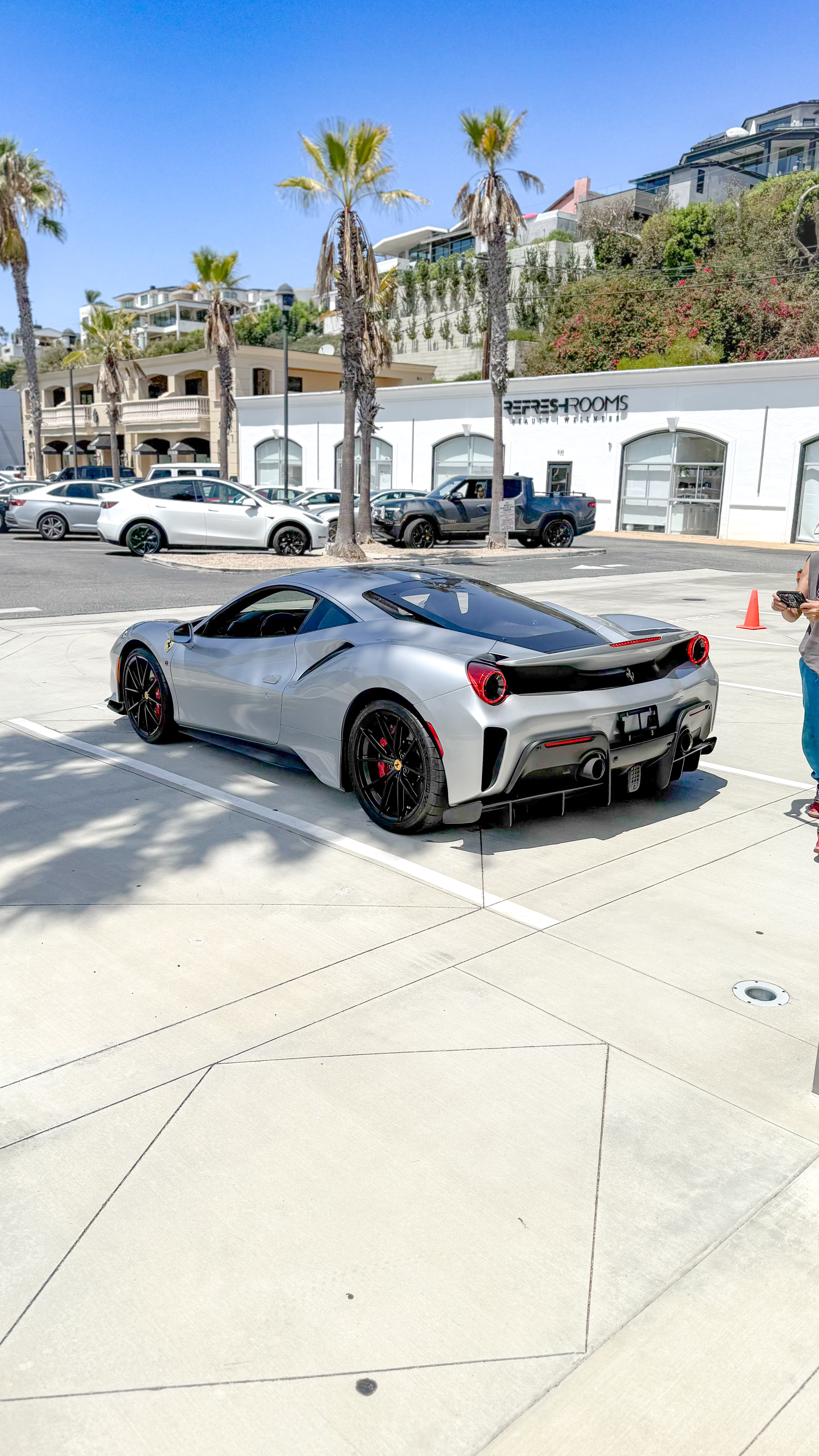 2020 Ferrari 488 — Lineage Image 2