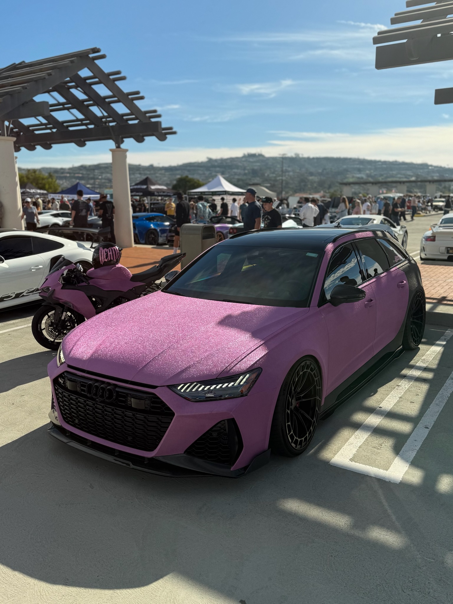 2021 Audi RS 6 Avant hero image