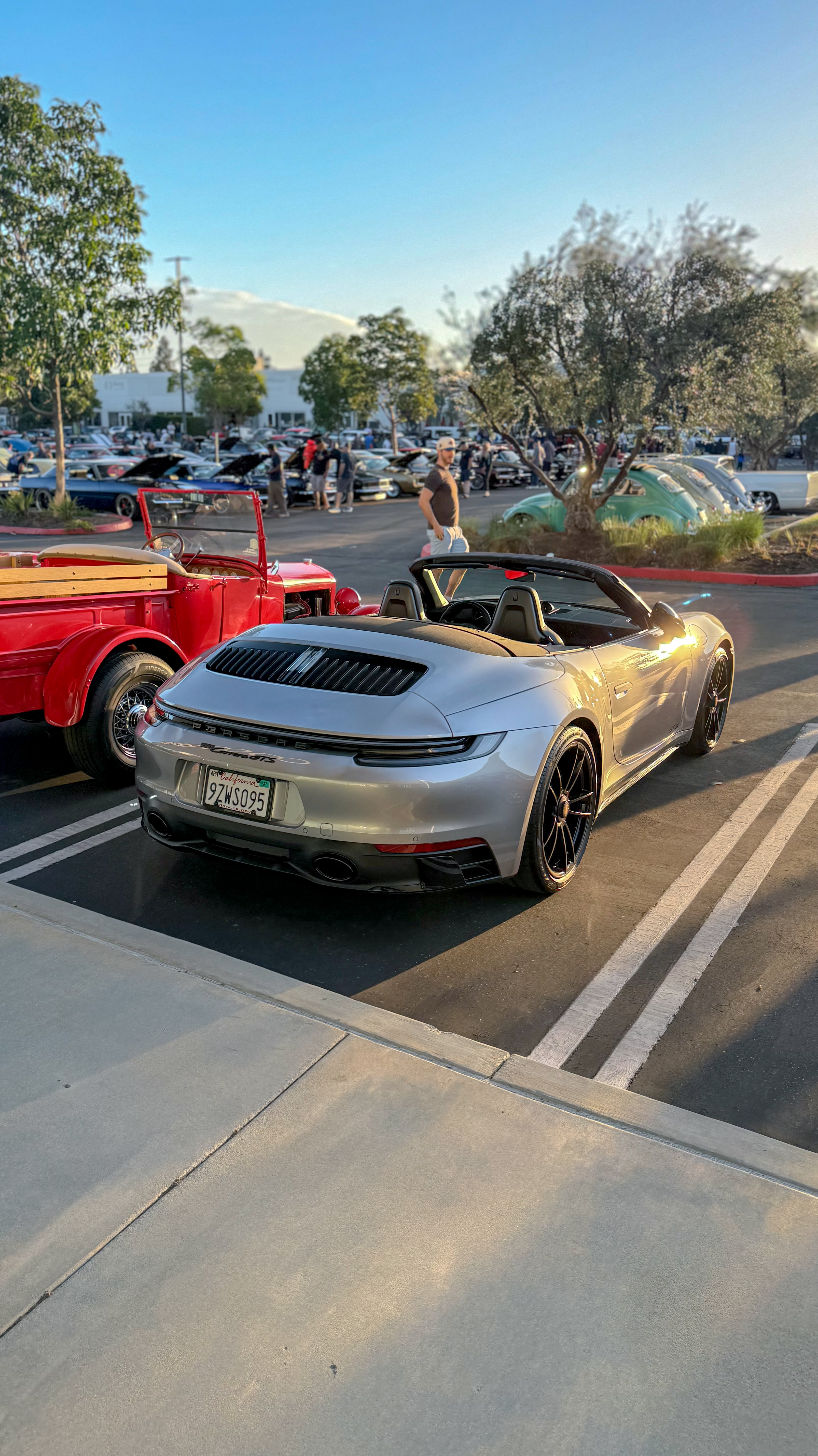 2023 Porsche 911 — Lineage Image 2