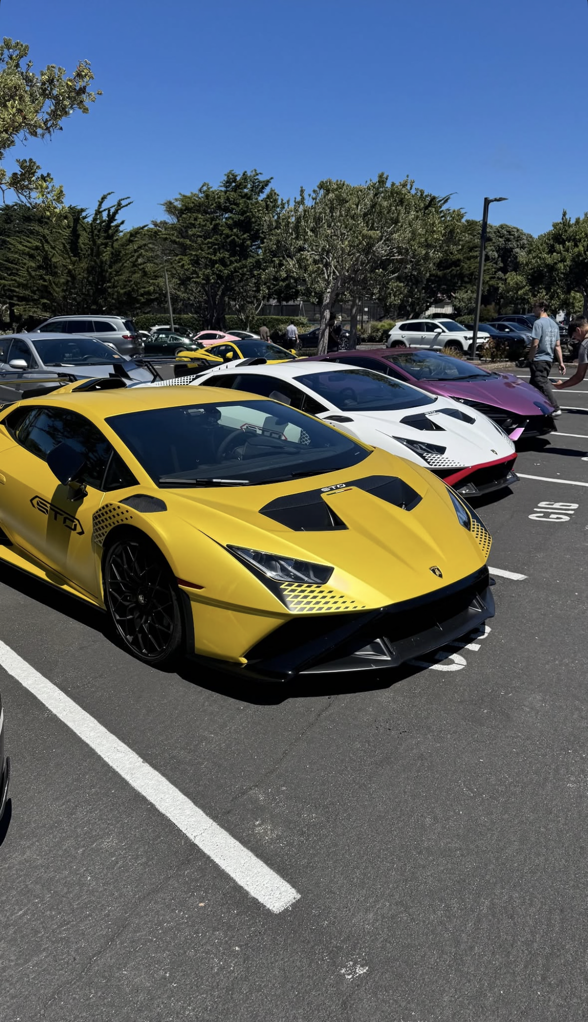 2024 Lamborghini Huracan — Lineage Image 1