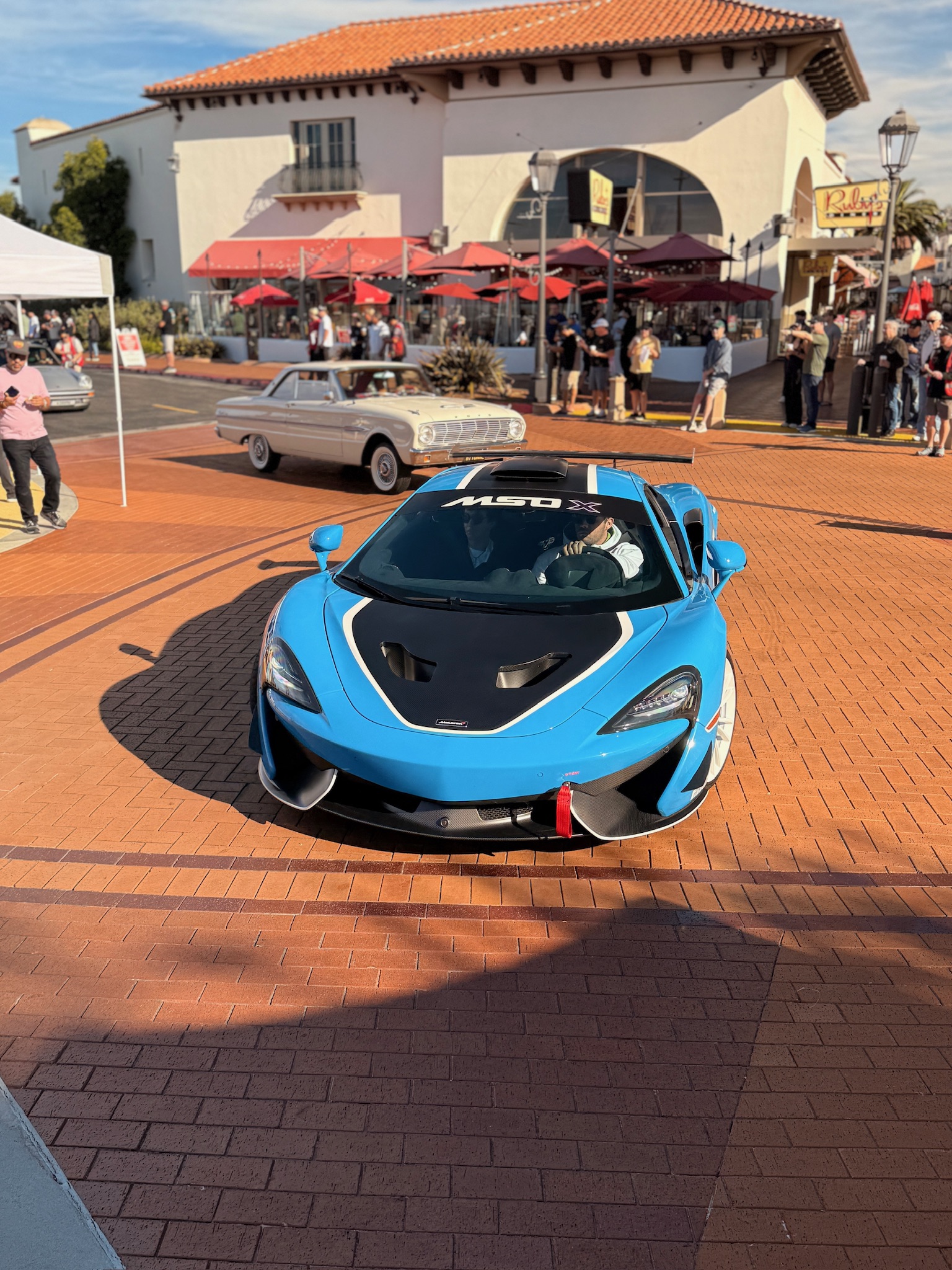 2018 McLaren 570S hero image