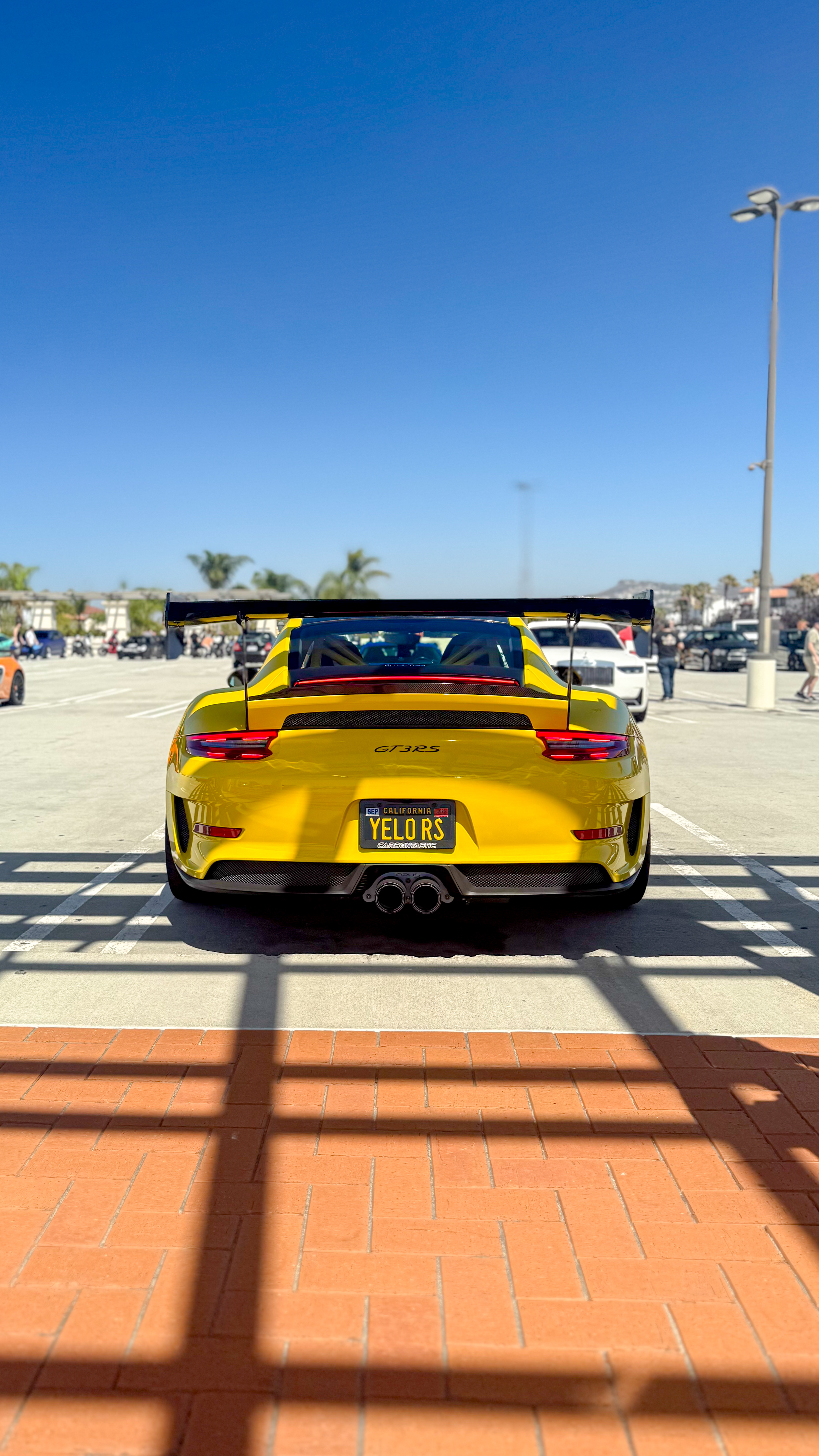 2019 Porsche 911 — Lineage Image 2
