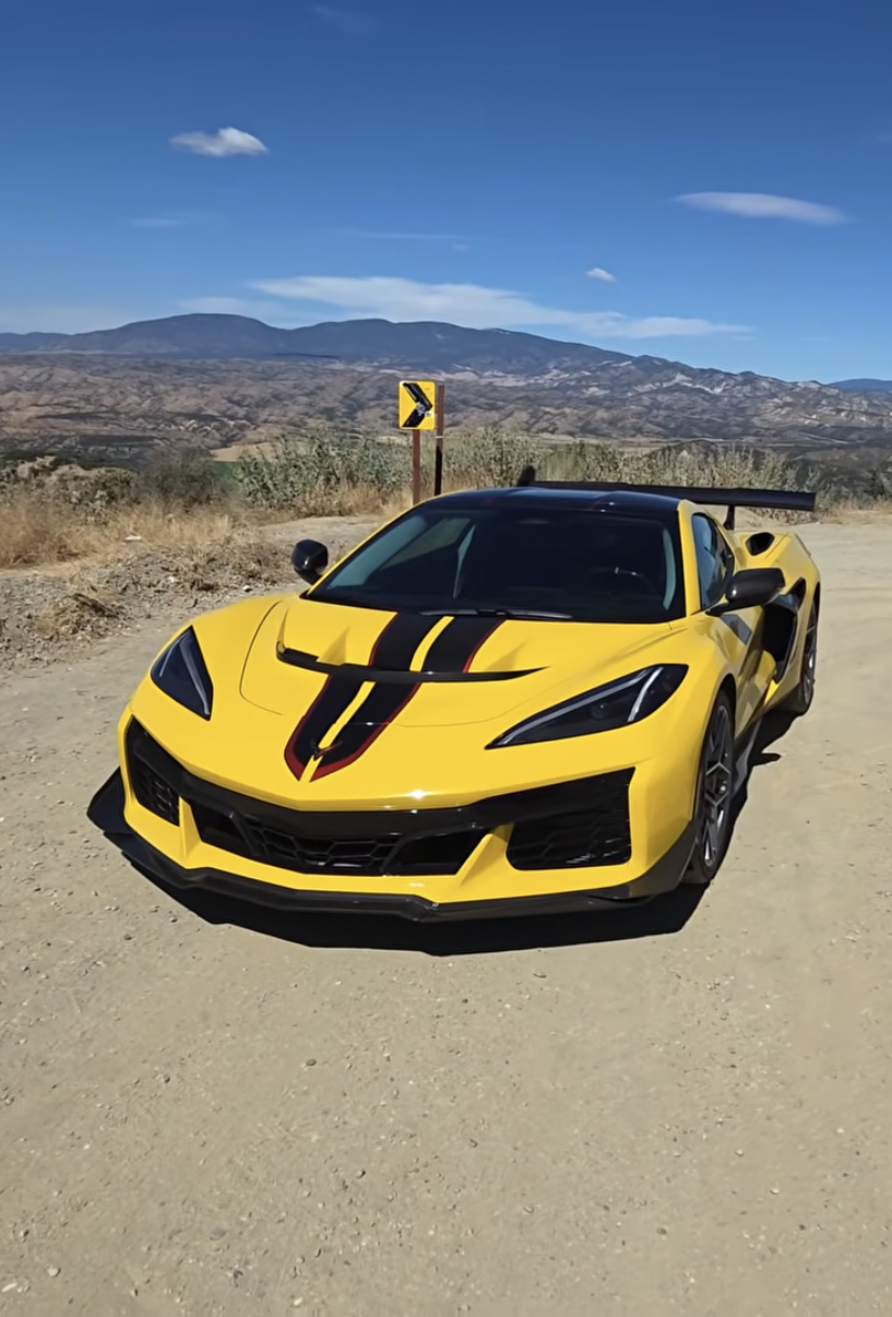 2027 Chevrolet Corvette — Lineage Image 1