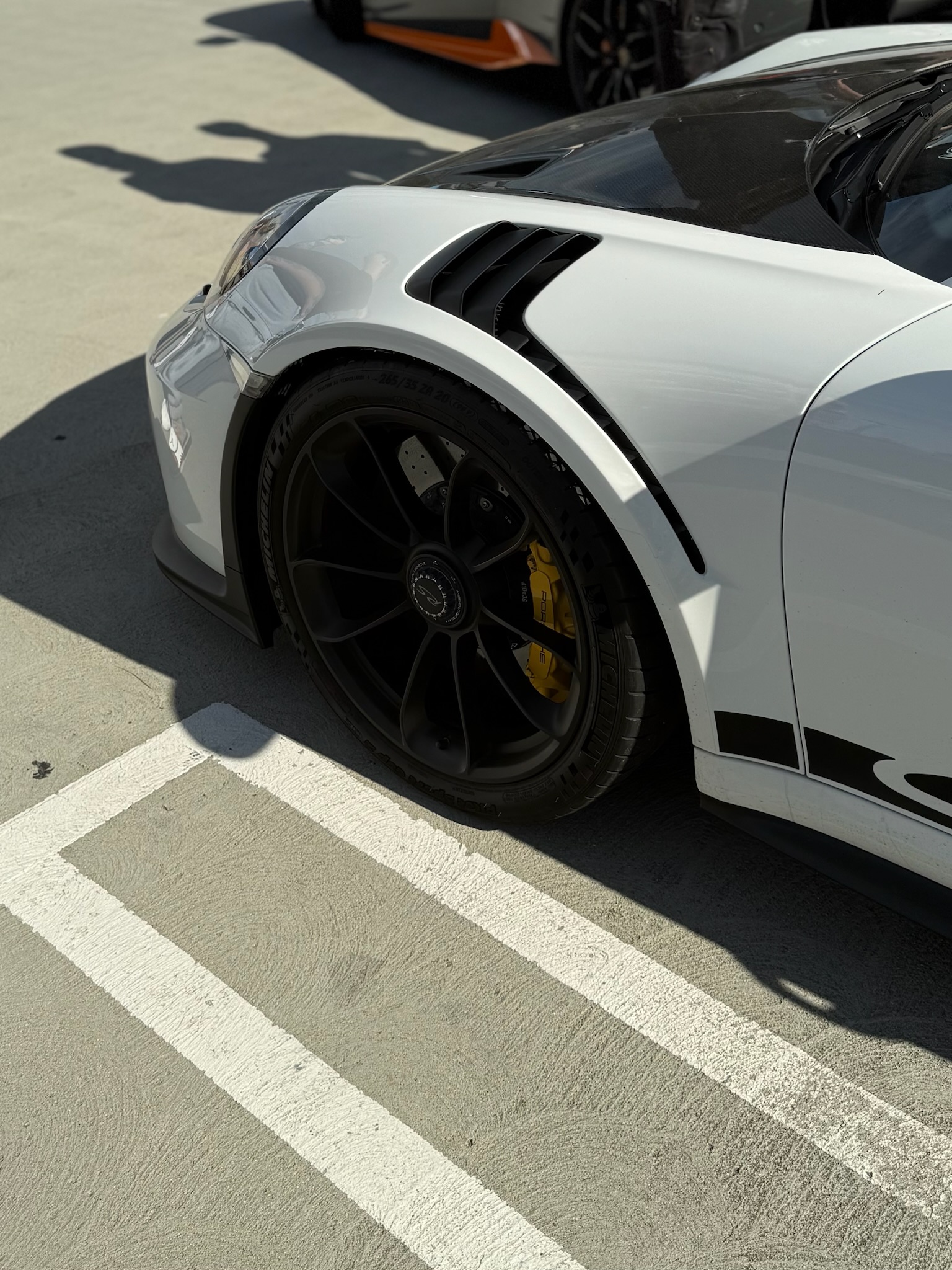 2019 Porsche 911 — Lineage Image 2